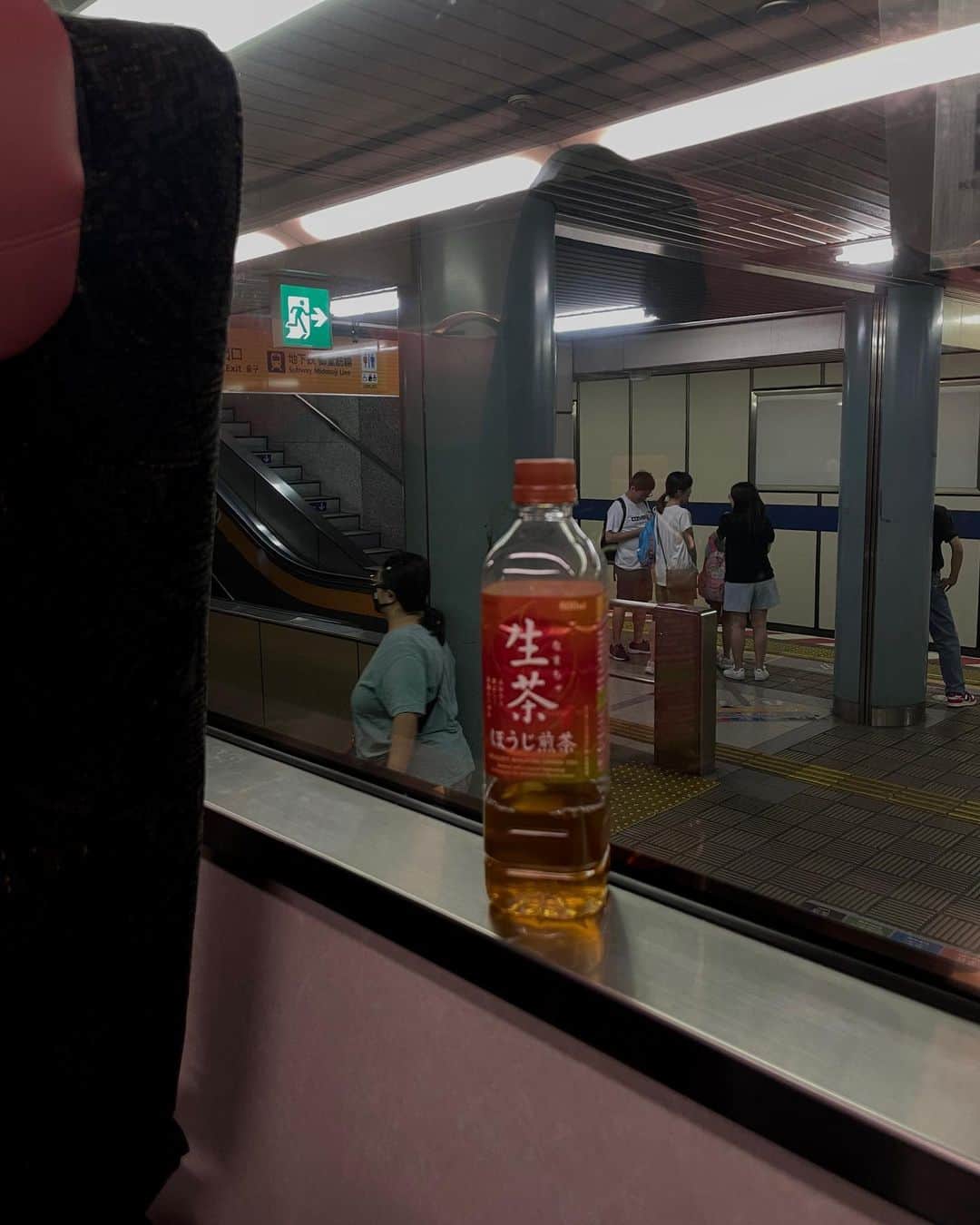 柿本絢菜 (24)さんのインスタグラム写真 - (柿本絢菜 (24)Instagram)「お京阪やね。 茶ばっかり飲んでた今旅。」7月24日 20時28分 - aa_2.8