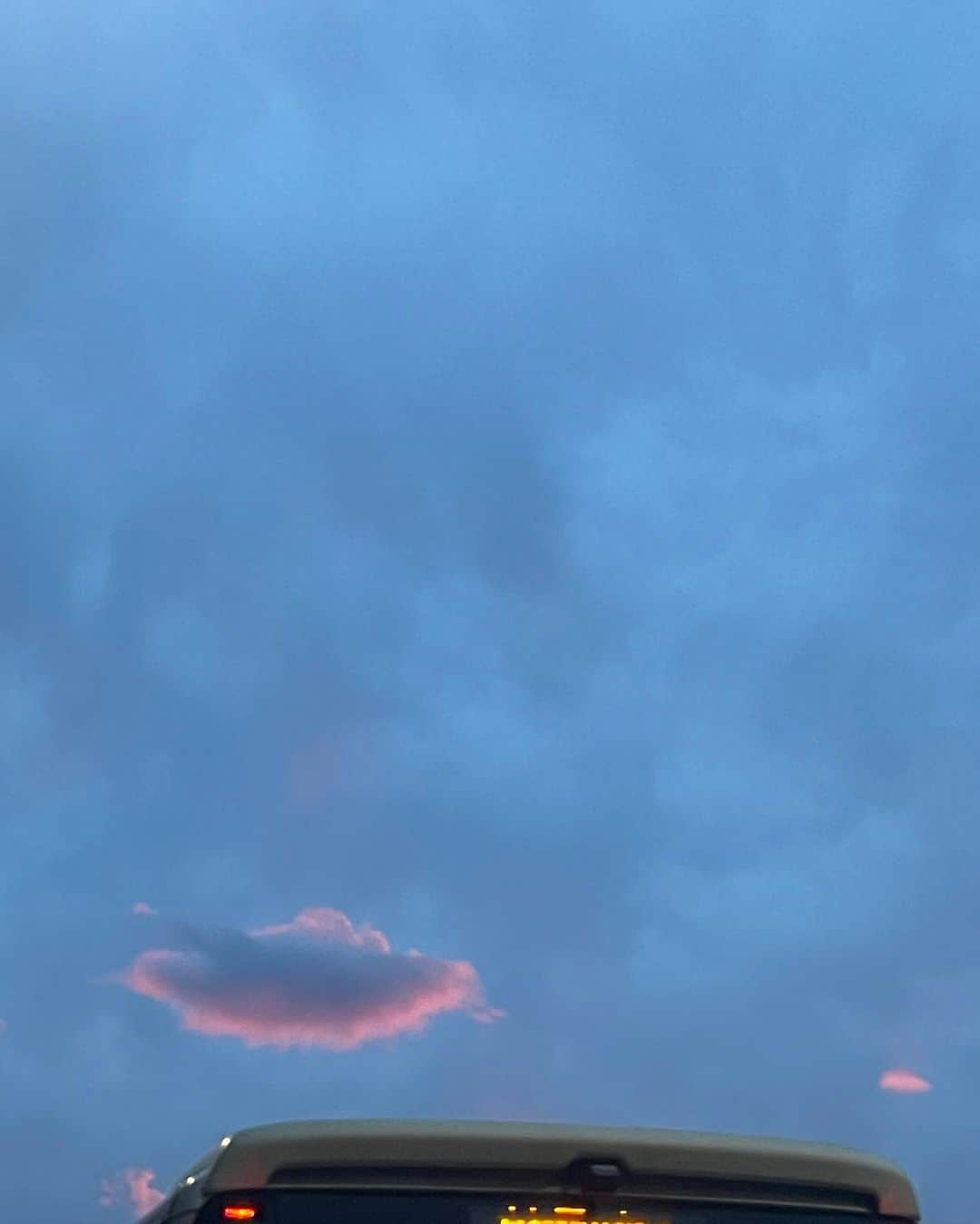 七原月乃さんのインスタグラム写真 - (七原月乃Instagram)「夏の夕方だいすき」7月24日 20時47分 - tsukino_78