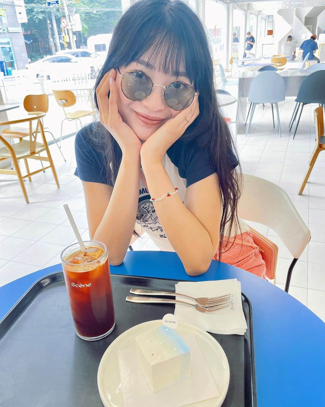 北原里英さんのインスタグラム写真 - (北原里英Instagram)「🇰🇷  聖水のカフェたち☕️💛 可愛いし美味しくて 最高だった~♡   #韓国 #korea #聖水」7月24日 20時55分 - rie_kitahara_3