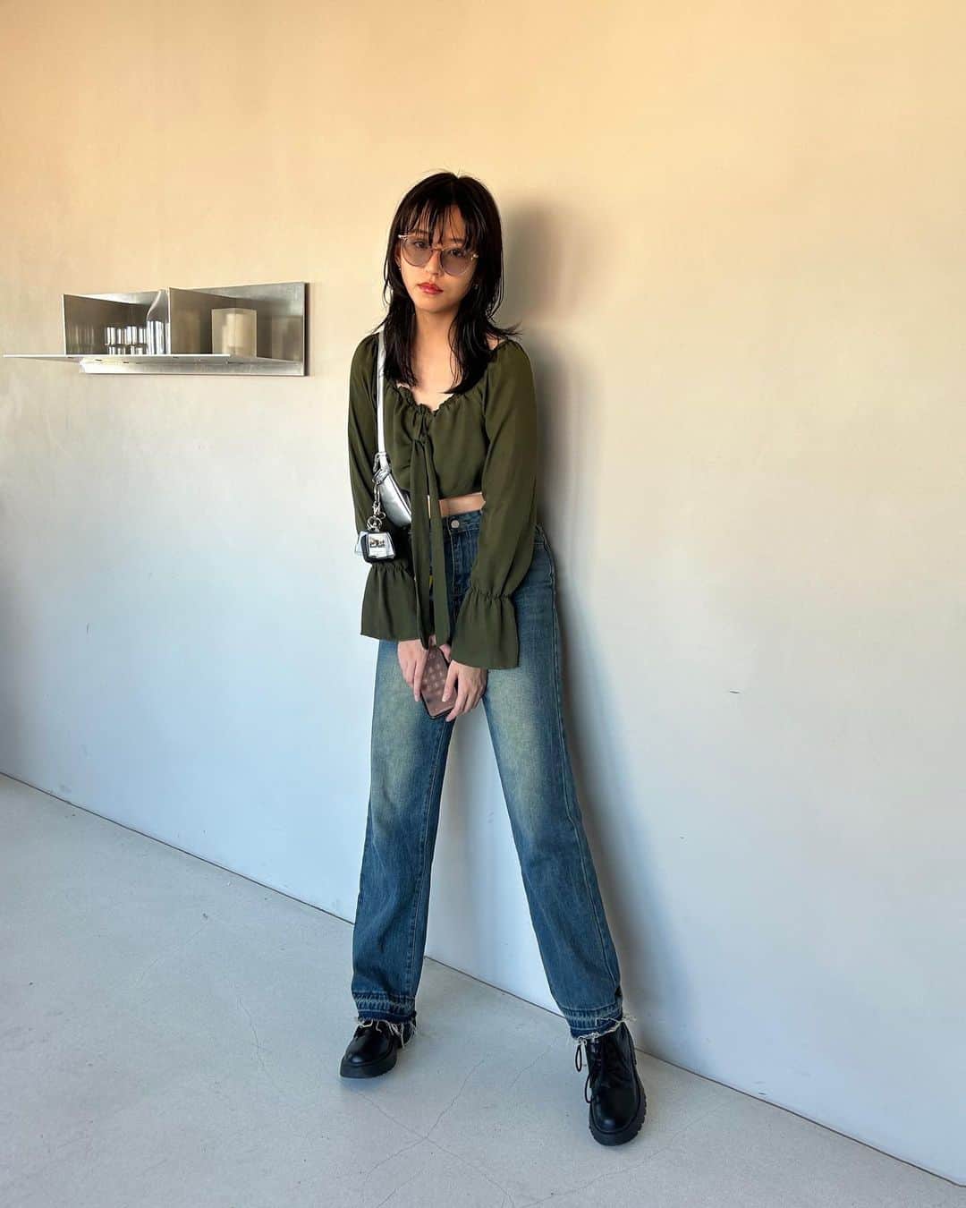 朱里のインスタグラム：「今日の服🧚🏻」