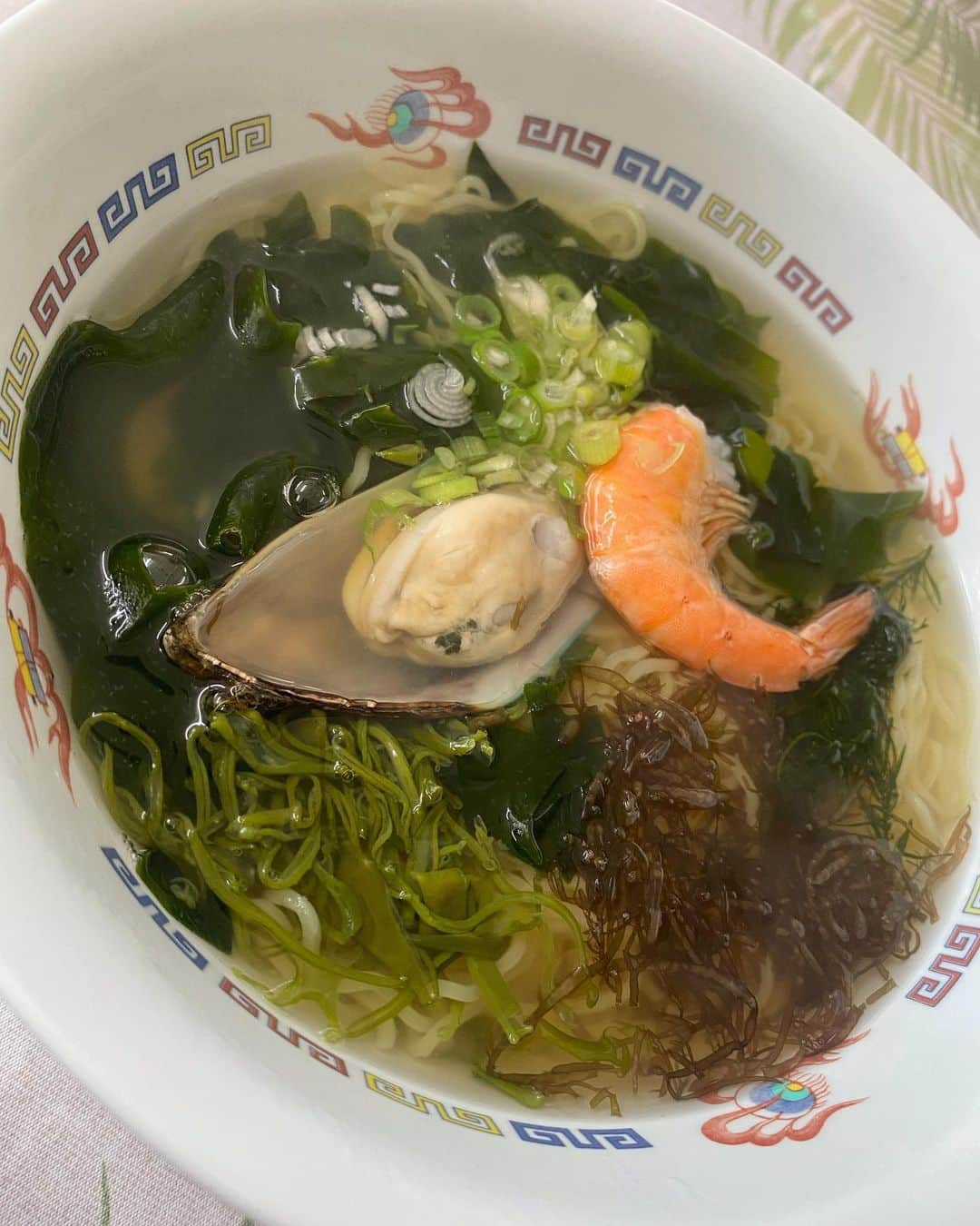 川崎優菜さんのインスタグラム写真 - (川崎優菜Instagram)「. . . 磯ラーメン美味しかった🍜  三陸に行ったら絶対食べて欲しい〜  #岩手 #岩手観光 #岩手グルメ #釜石　#三陸　#三陸海岸  #田野畑村  #三陸グルメ  #東北　 #磯ラーメン　#ラーメン」7月24日 21時26分 - yuna.kawasaki.29