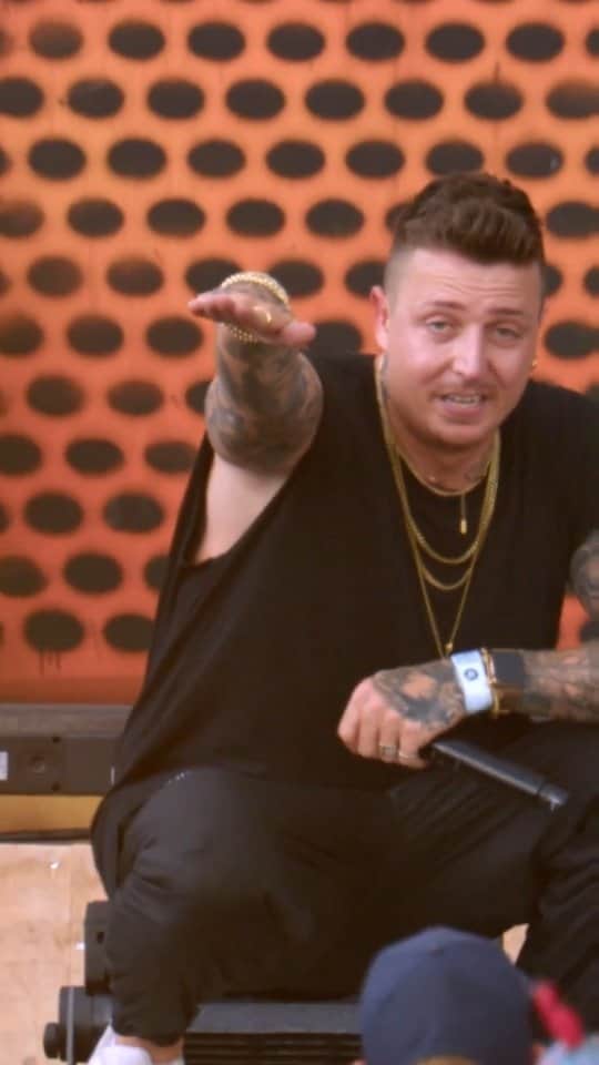Spinnin' Recordsのインスタグラム：「Mainstage at @parookaville with the iconic @blasterjaxx was lit lit lit 🔥 @blasterjaxx & @leprince7 - New Generation is out now on @maxximizerec 💥」