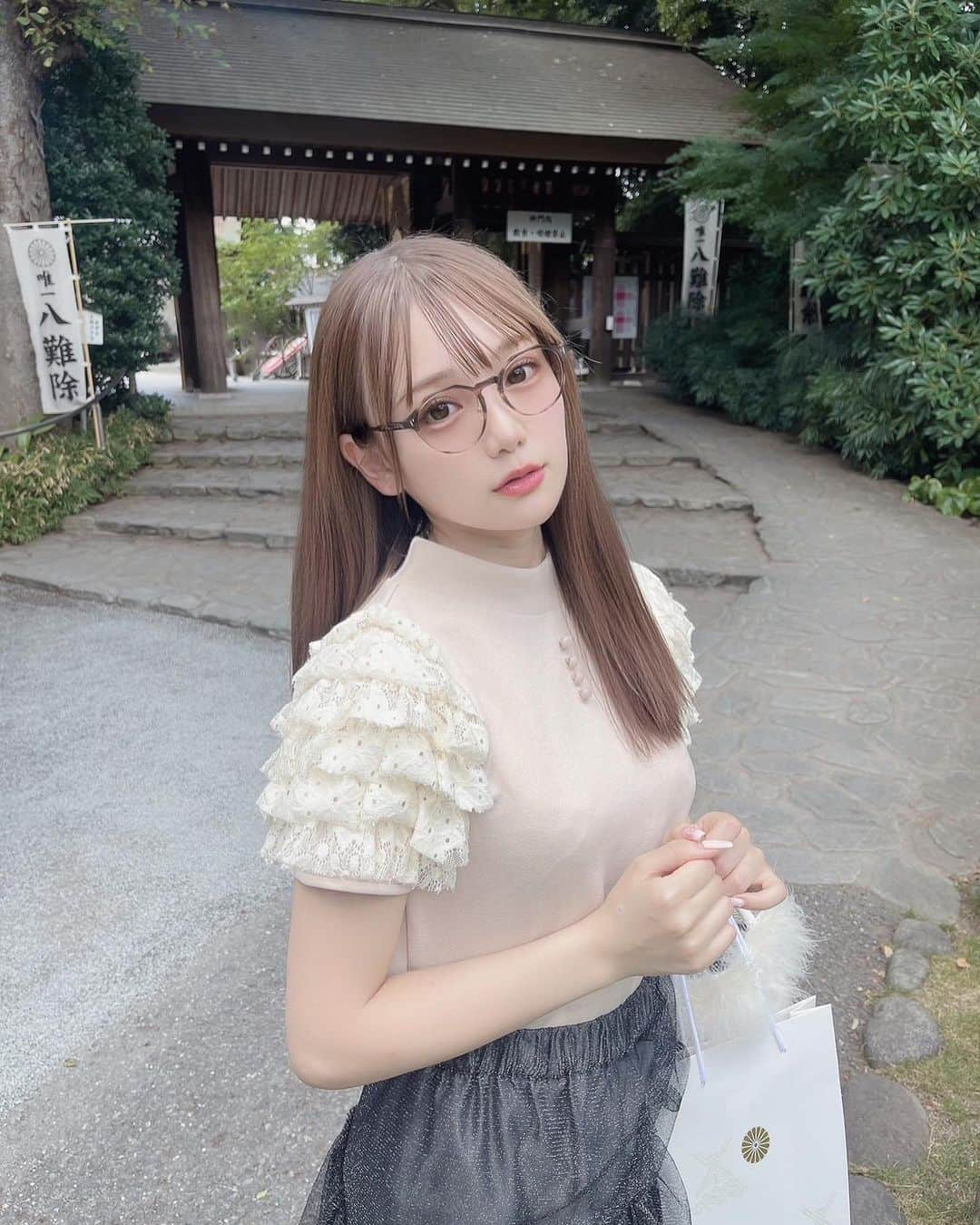 山戸優のインスタグラム：「古澤里紗ちゃん(@fuuuuu_ri)NewHair✂︎✂︎✂︎  カラーはイルミナカラーのミントベージュだよ🍀  前髪カットとシルクトリートメントもしたよ  いつもありがとーう✨  #古澤里紗#ふーりー #髪質改善シルクトリートメント #YMTworks#YMTcolor」