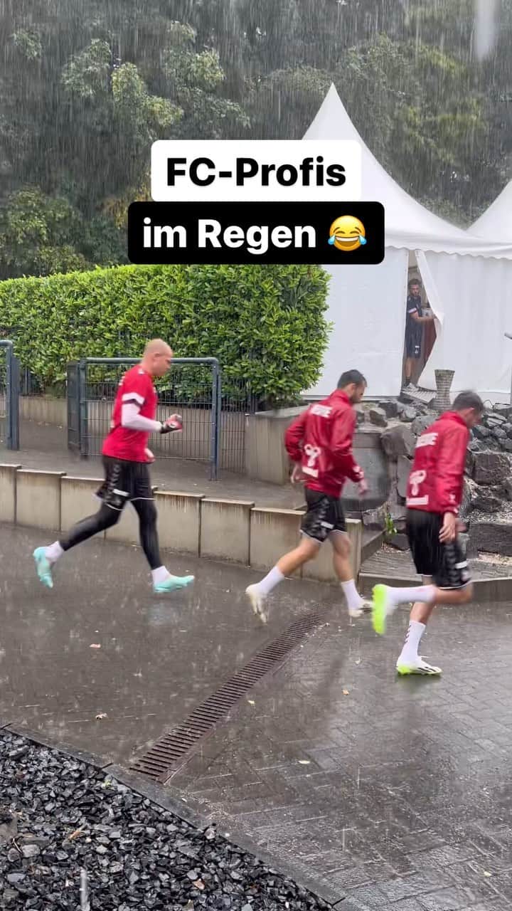 のインスタグラム：「Summer in cologne 😂 ___ #effzeh」