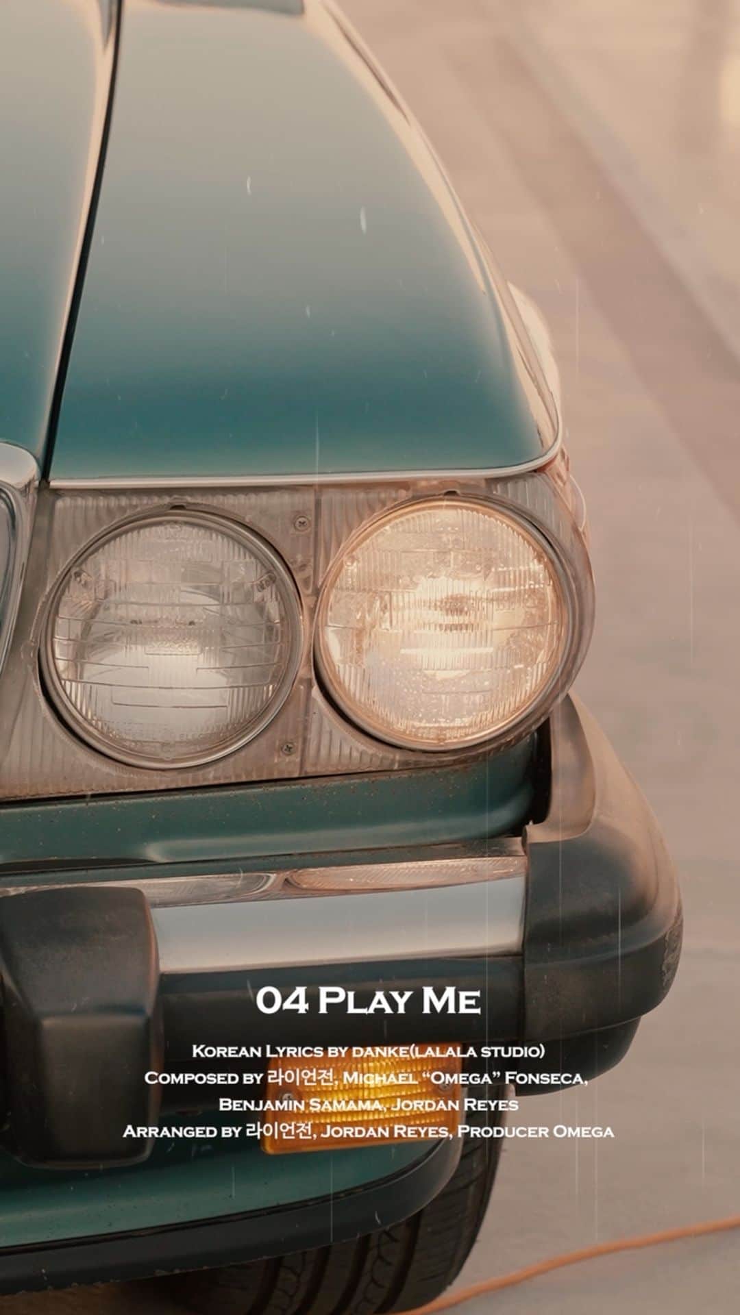 のインスタグラム：「SHOWNU  X  HYUNGWON 셔누X형원 ’THE UNSEEN‘ Preview ’#PlayMe‘ #Reels」