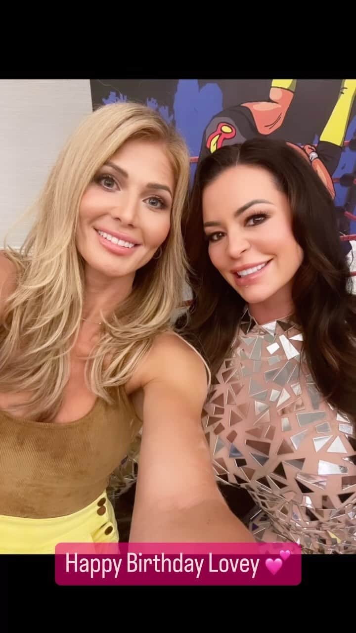 トリー・ウィルソンのインスタグラム：「Happy Birthday to my beautiful friend. We been riding partners, growth friends, travel buddies and always trying to inspire each other. Continue to shine bright in this world @torriewilson I adore you!!」