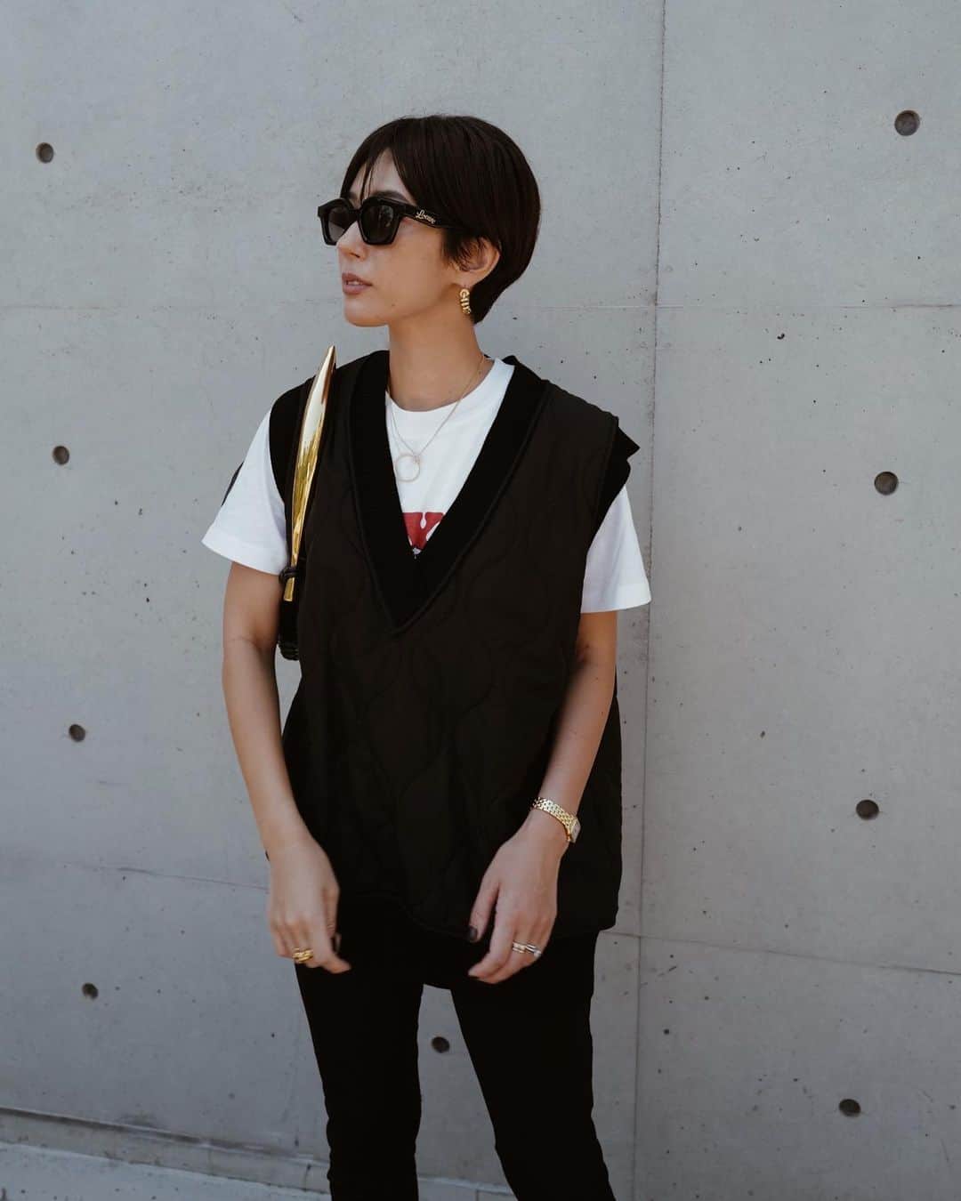 正中雅子さんのインスタグラム写真 - (正中雅子Instagram)「❤️🌼🩵🌞  ご好評いただいているAW PREORDERも本日23:59までです！  ちょうどお届けの9末や10月にリアルにこんなスタイリングしてそうやな♡ってスタイリングをまとめました🫶  個人的にかなりの頻度で着てそうなのが エンブロイダリーJKとキルティングベスト🤍  是非ご検討下さい😊  #MACHATT #masaco服」7月24日 22時15分 - masacoshonaka