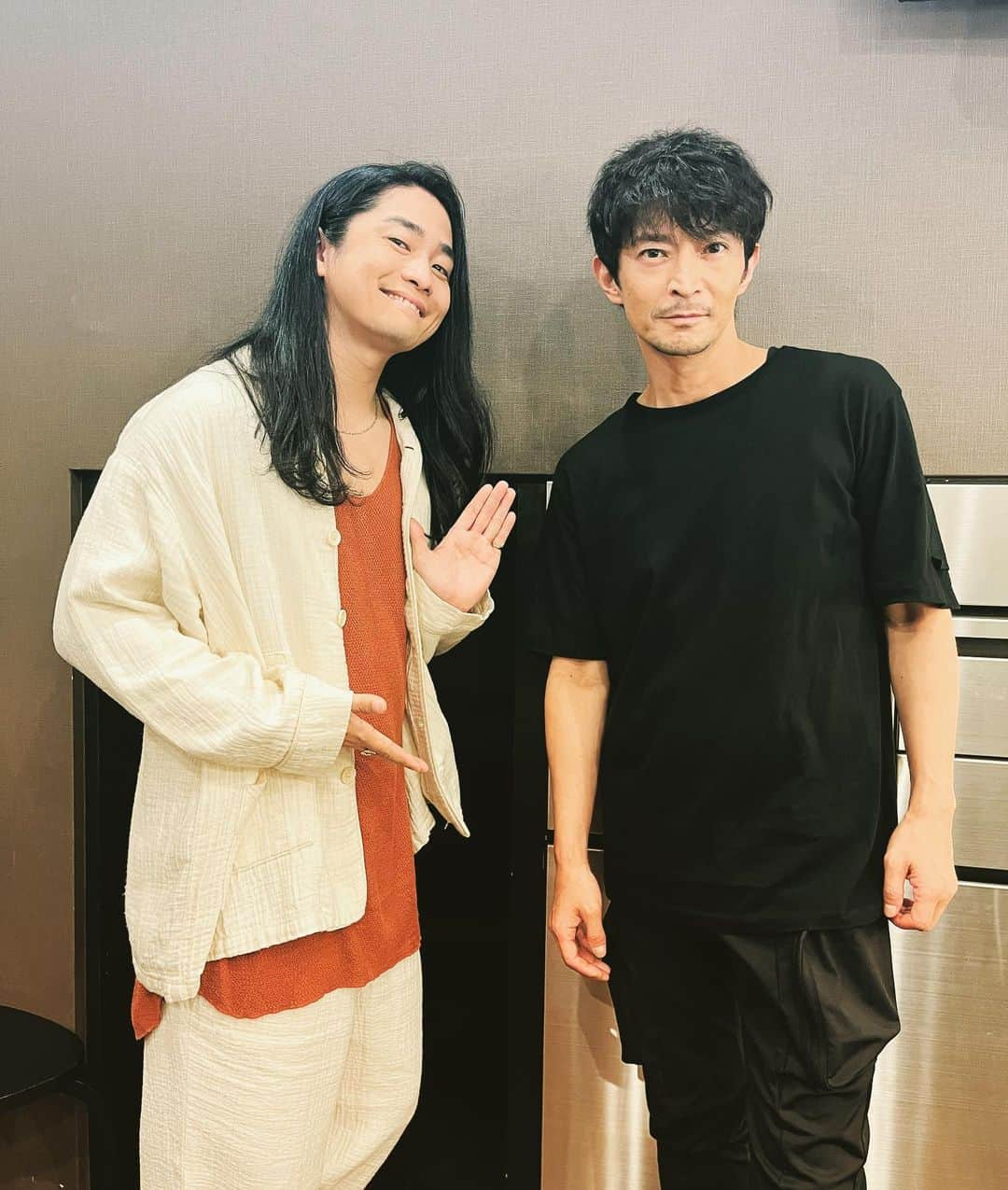 津田健次郎さんのインスタグラム写真 - (津田健次郎Instagram)「「ライブアニメ『#ラプソディ』公開記念！キャストトーク&上演会」に #福山潤 君と参加させて頂きました。 キャストの皆様とのトーク、短い時間でしたが楽しかったです。 ありがとうございました。  ラプソディ、これからも応援宜しくお願い致します！  #吉田尚記 #津田健次郎」7月24日 22時40分 - 2_da_ken