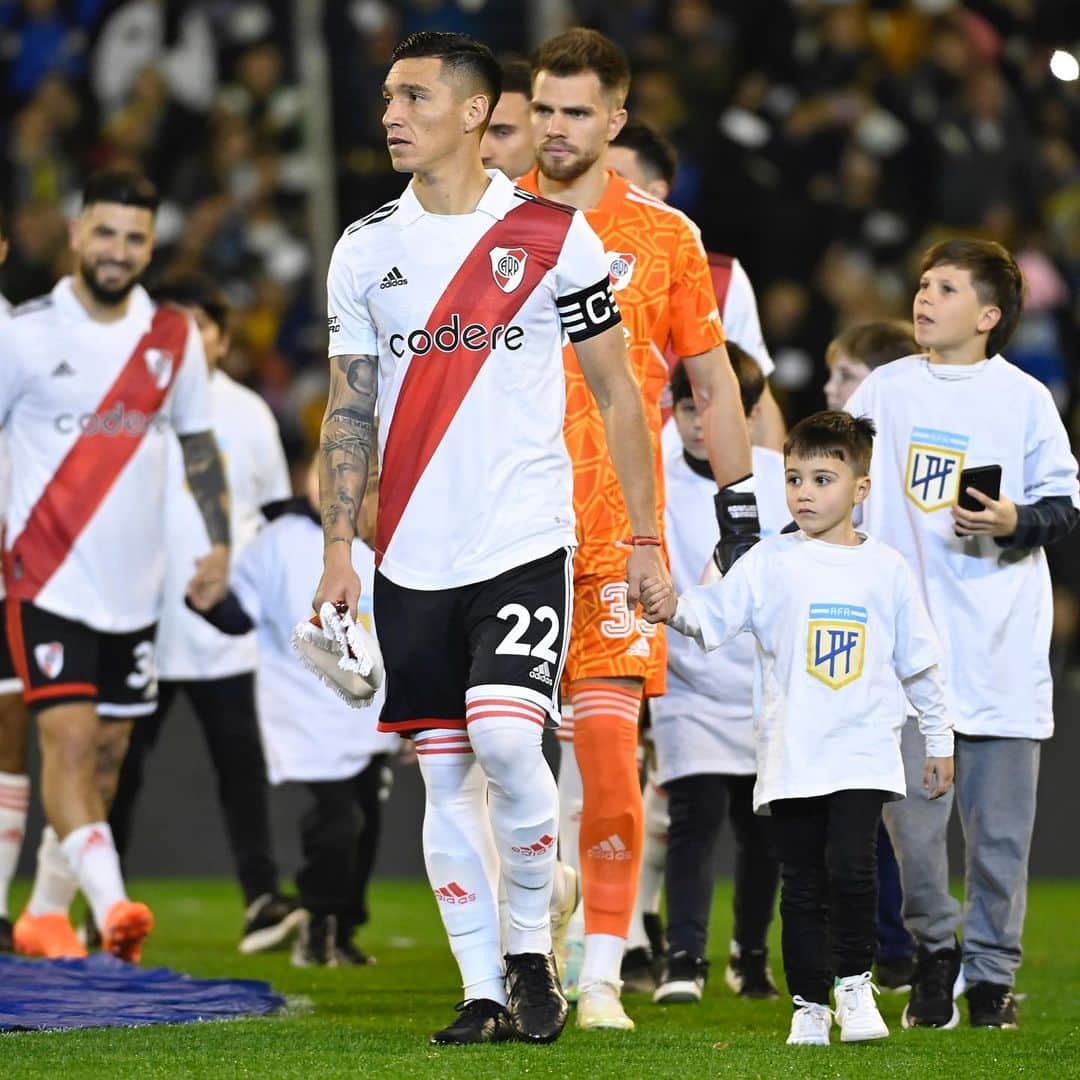 マティアス・クラネビッテルのインスタグラム：「River Plate ❤️」