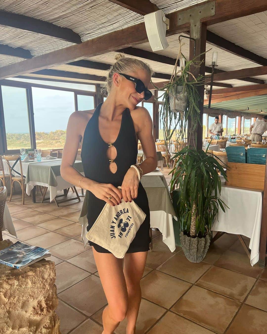キャロライン・ダウルのインスタグラム：「about last week #daurdump」