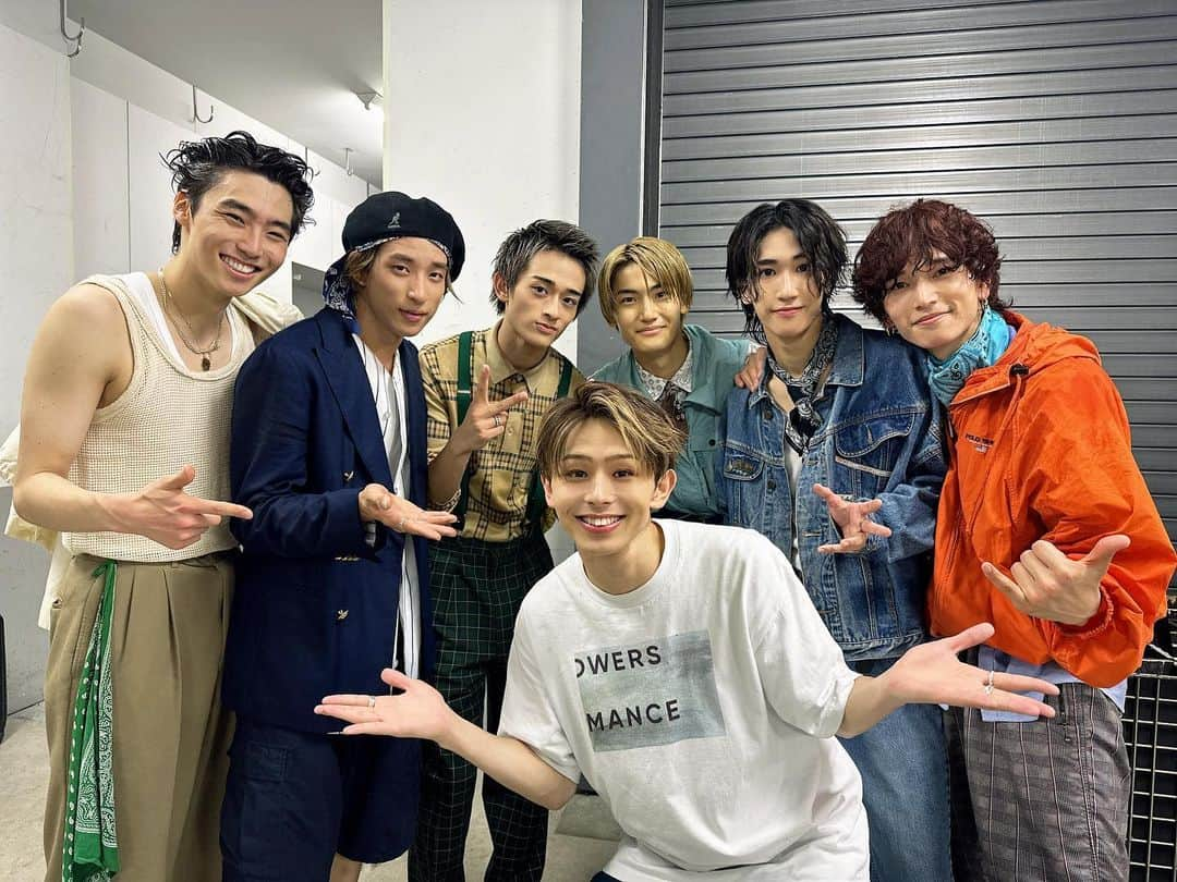 山下永玖/EIKUさんのインスタグラム写真 - (山下永玖/EIKUInstagram)「SMASH BEAT 2ありがとうございました😊 WATWINGとBUDDiiSと一緒でした！ずっと一緒にやりたかったから願いが叶って嬉しかったです✌️  大阪も楽しみですなー！ SWAGもバディもWindyもありがとうございました😬 大阪でまた会いましょうね！  #WATWING #BUDDiiS #ONENONLY #EIKU」7月24日 23時49分 - eiku1219_official