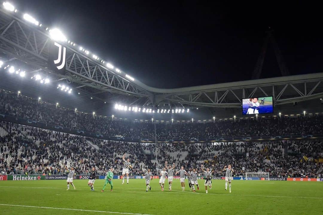 のインスタグラム：「La Juventus è storia, passione, orgoglio, sacrificio e vittoria. La Juventus è famiglia.  La Juventus è più grande di tutto, di tutti, per sempre.  #Agnelli100」