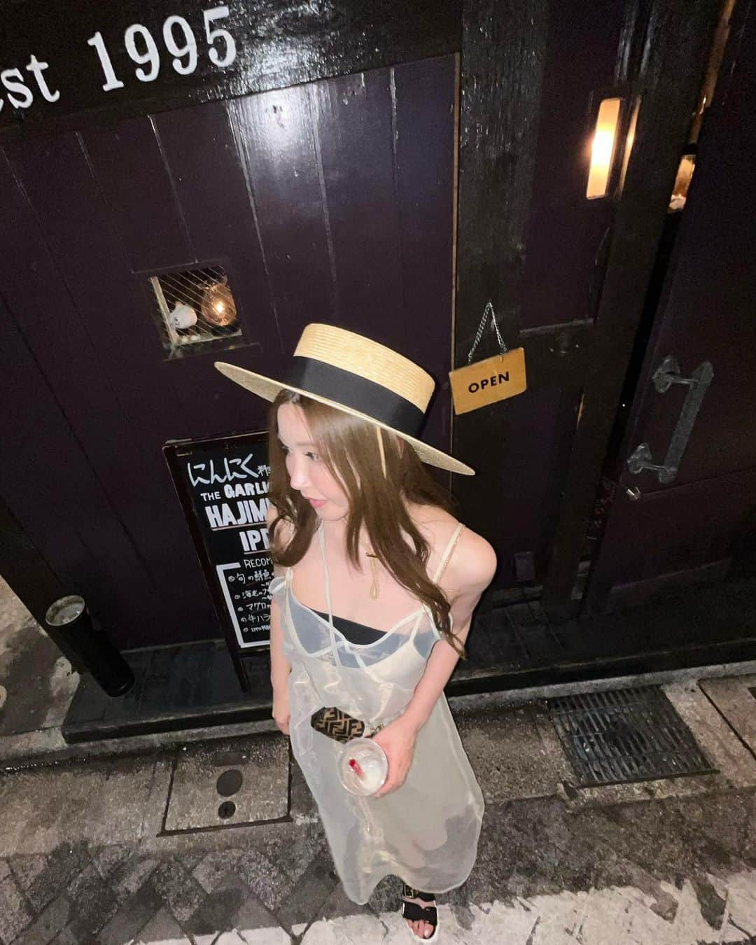 愛弓りょうさんのインスタグラム写真 - (愛弓りょうInstagram)「今年の夏はカンカン帽な愛弓👒 ・ ・ ・ ・ #夏暑い #夏暑いけど好き #gucci #fendi #eimyistoire #愛弓りょう」7月25日 1時49分 - ryo_ayumi1027