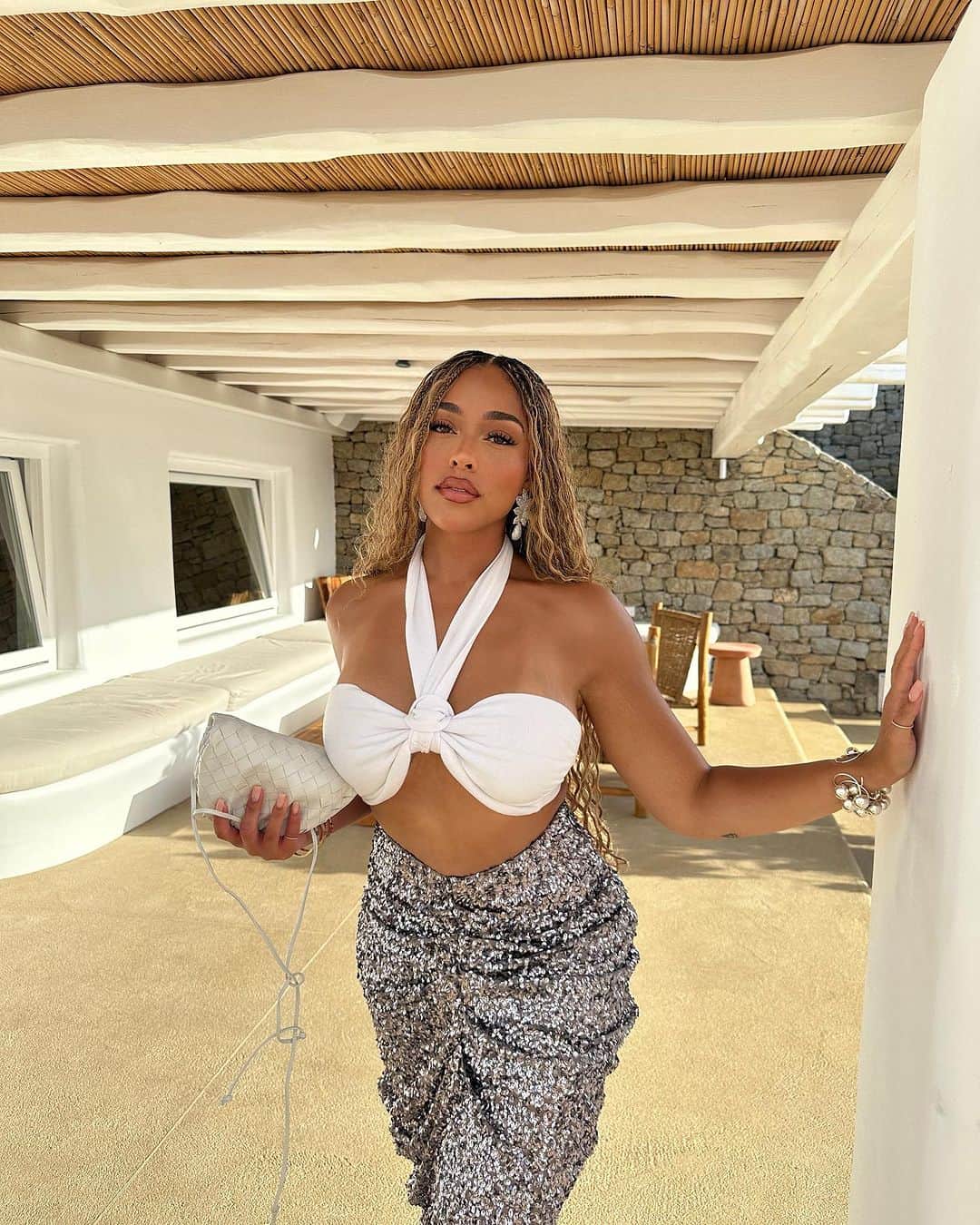ジョーディン・ウッズのインスタグラム：「from Mykonos with love 🤍」