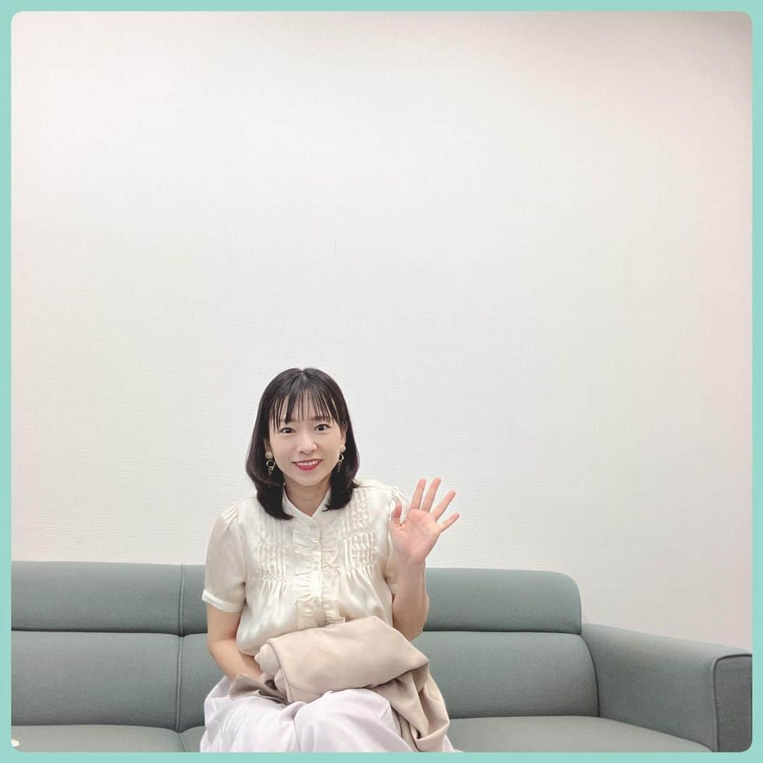 砂岡春奈さんのインスタグラム写真 - (砂岡春奈Instagram)「あっついですねー  今日はこれから船橋競馬前半キャスターです🏇 メインは習志野きらっとスプリント！！ 夏の短距離決戦をお見逃し無く！  ほな✋  #船橋競馬 #地方競馬 #習志野きらっとスプリント  #中継キャスター #競馬 #horseracing」7月25日 13時36分 - isaokaharuna