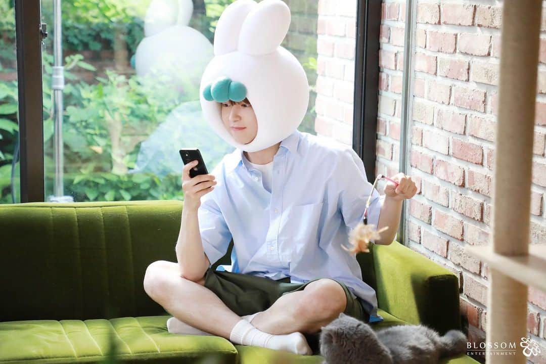イ・ユジンのインスタグラム：「당근의 모델이 되었습니다🥕🥕」