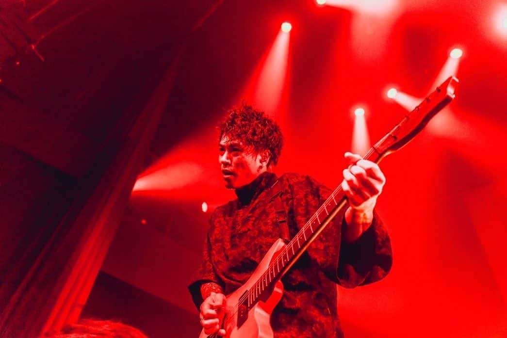 のインスタグラム：「“RE:ADMISSION” LIVE HOUSE TOUR 2023 at  奈良EVANS CASTLE HALL CVLTEとのツーマン！❤️ Photos by @bashico_photo」