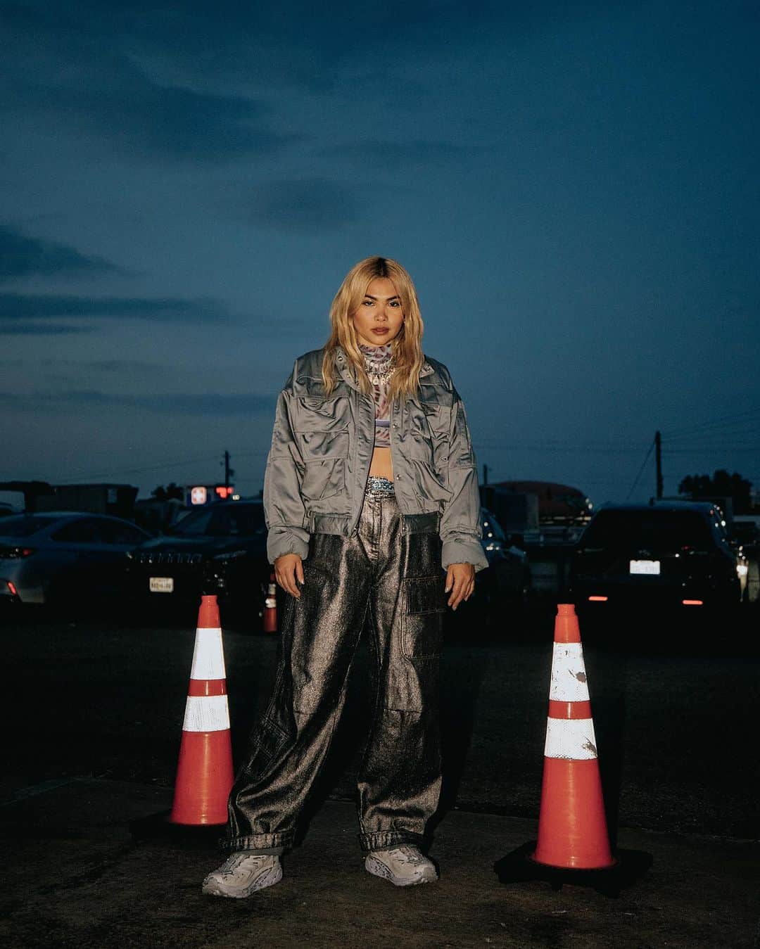 ヘイリー・キヨコのインスタグラム：「“Color is my main driving force,” explains @hayleykiyoko of her Panorama tour wardrobe.  Coordinating her looks with the set design, her closet consists of a yellow and pink coordinating Collina Strada set, a glittering heart-shaped Area crop top, and a grey, almost reflective Diesel bomber jacket. At her Boston stop, we went backstage with the pop star, author, and actor for the on-tour edition of our classic closet tour series. See the full story at the link in bio or at coveteur.com.  Words by @camille_freestone  Photos by @yk   #hayleykiyoko #closettour #coveteur」