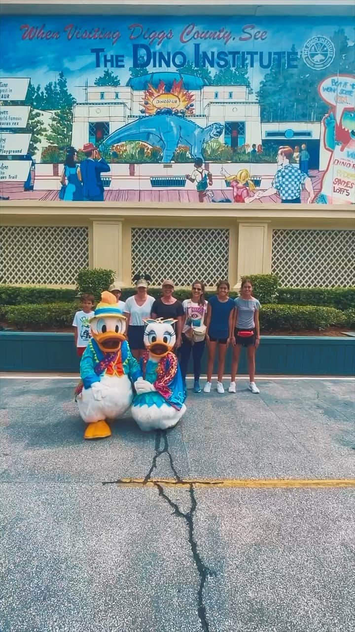 Giovanna Antonelliのインスタグラム：「Eu não quero que acabe ❤️ . @experiencekissimmee  @disneyworld.brasil  #MyKissimmee #GetBold #allthedisneythrills」