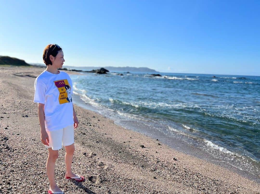 のインスタグラム：「🌊🏖️🏕️🏝️⛱️🐠👙」