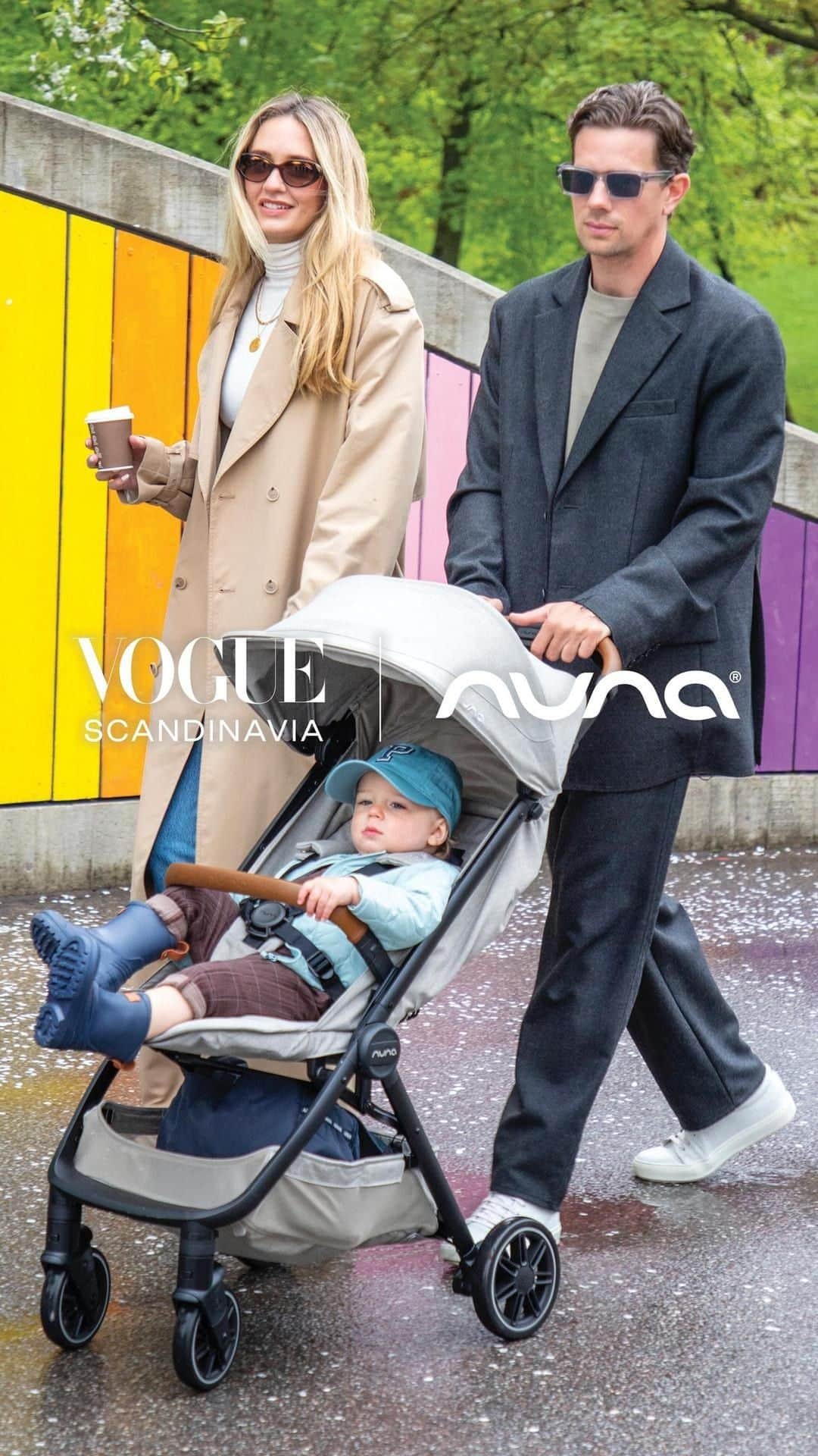 nunaのインスタグラム：「✨When it comes to being out and about with your child, good products can really make or break your day. 🥰 Together with @voguescandinavia we took a whirlwind stroll around the city with stylish Stockholm mom Sarah, and her family to hear all about their must-haves when it comes to baby gear.    🎥 @voguescandinavia   👉Read more in our link in bio   #vogue #nuna #chicbaby #fashionfamily #voguemagazine #newbornessentials #babyessentials」
