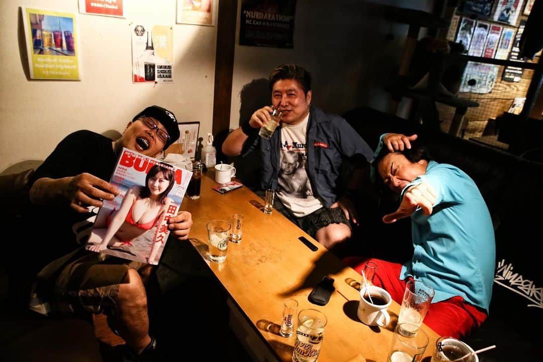 永野のインスタグラム：「7/31発売のBUBKA9月号にて、吉田豪さんインタビュー・菊池茂夫さん撮影でD.Oと対談しました！！ 盛り上がりました！！ 是非お買い求めください」
