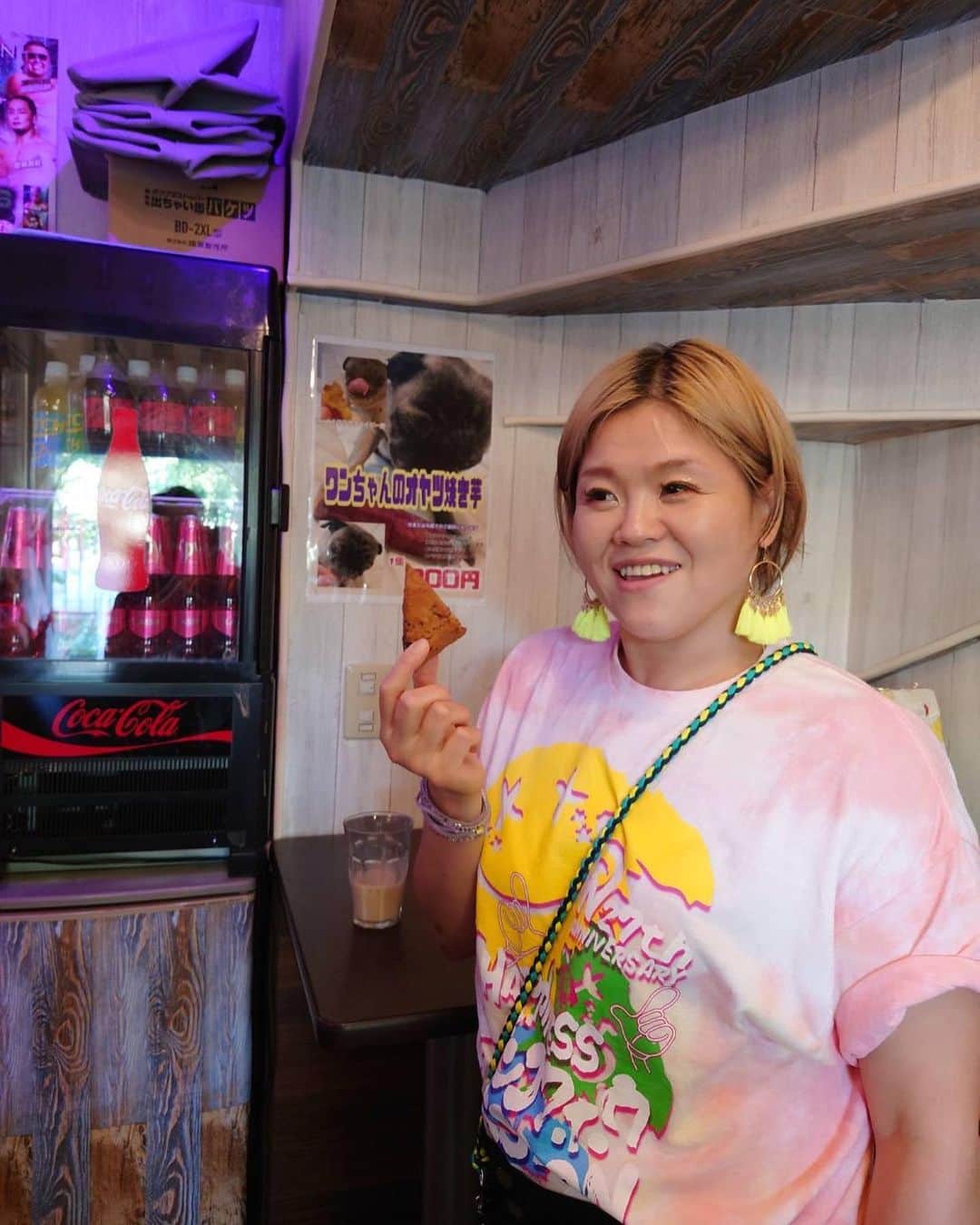 高橋奈苗のインスタグラム：「I made scone🧁  全粒粉、きな粉で作っていてバター、卵、牛乳不使用！ 身体に優しいスコーンでした。  好評でよかった！嬉しい☺️  褒めてもらうのって人生に一番いい影響を与えると実感する🤭  @nanae_passion_  follow me!  通販ショップ➡︎ https://jungarian.thebase.in/  #プロレス #高橋奈七永  #ナナエ #パッション #passion #女子プロレス #人間国宝 #japan #nanaetakahashi #CAFE #スコーン　#おかし作り」