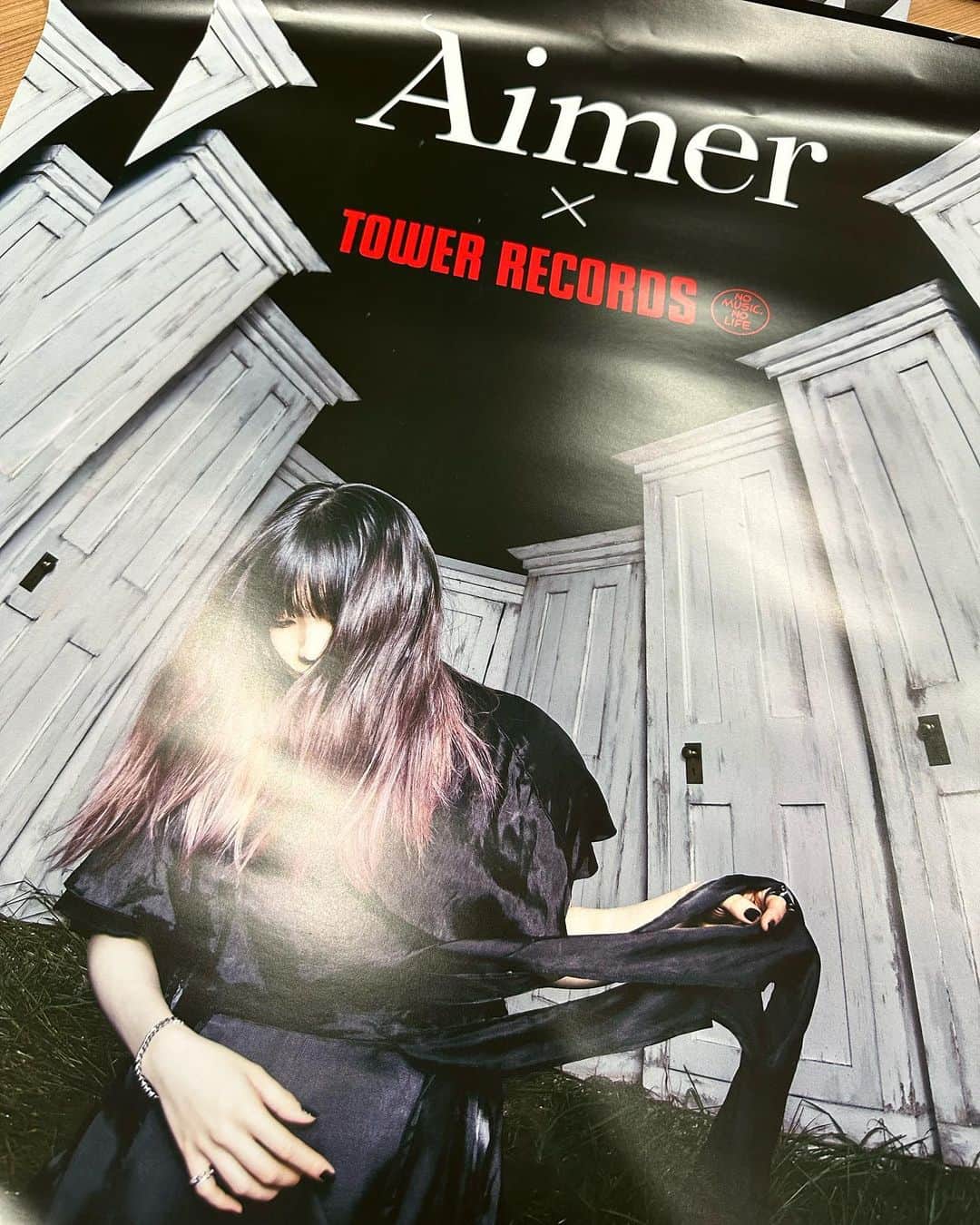 Aimerのインスタグラム：「⚯̫  ついに明日リリースです。  Finally, 7th Album “Open α Door” will be released tomorrow!」