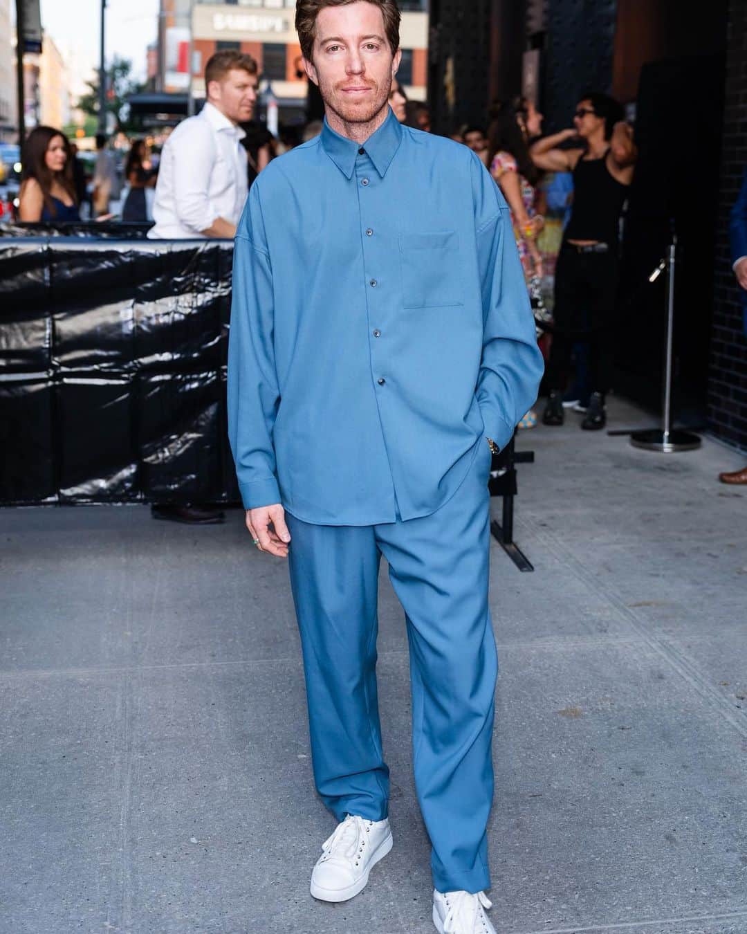 ショーン・ホワイトさんのインスタグラム写真 - (ショーン・ホワイトInstagram)「Trying out for Blue Man Group NYC 💙」7月25日 23時07分 - shaunwhite