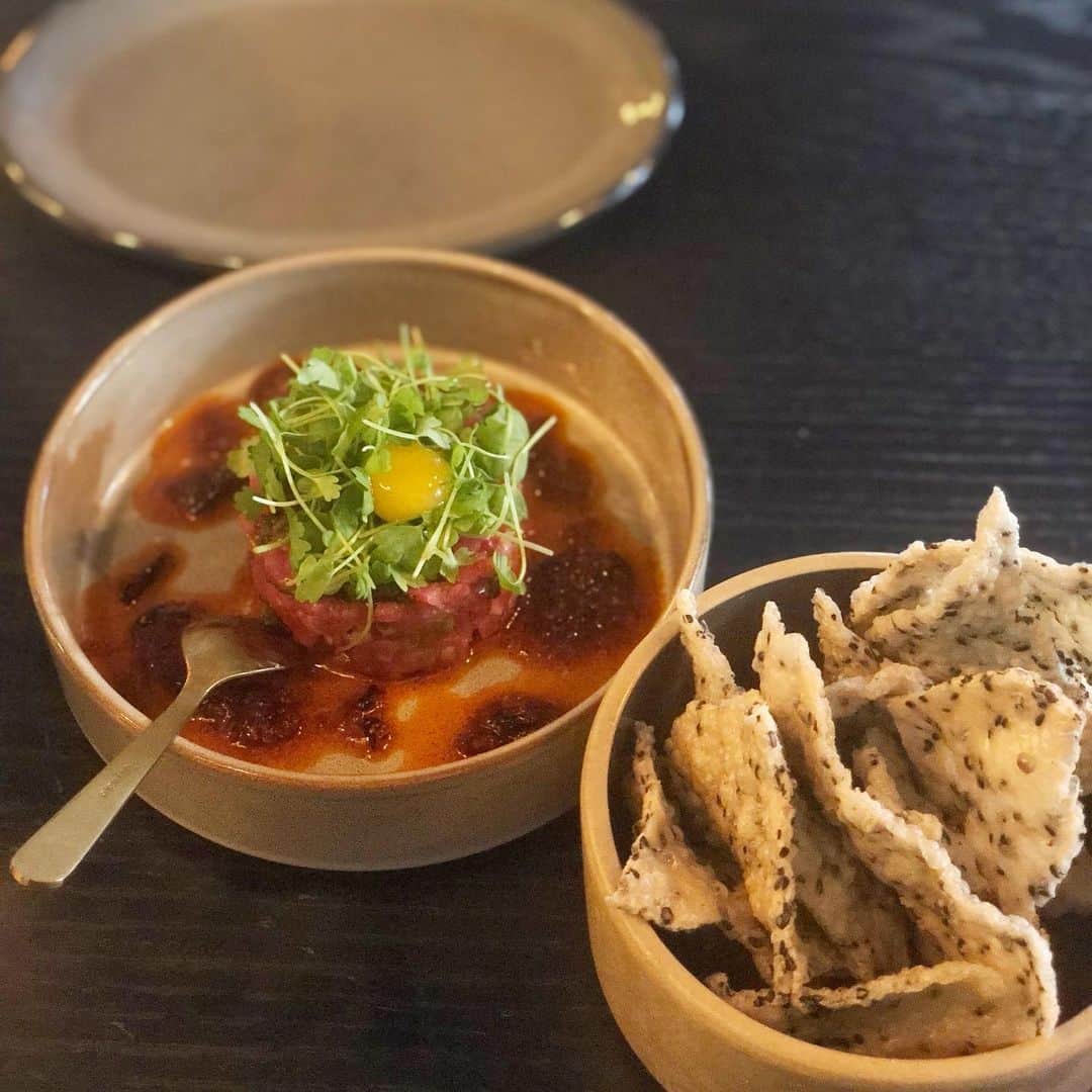 岡田育さんのインスタグラム写真 - (岡田育Instagram)「#outtoeat #外食日記  #lowermanhattan  . @lostacos1  @silverapricotnyc  @monsieurvonyc  . タコスは立ち食いが美味い、というのはある。概念としてはおむすびに近いが、体験としてはクレープに近いからな。残り二軒もよき #ジェネリック和食 であった。」7月25日 23時16分 - okadaic