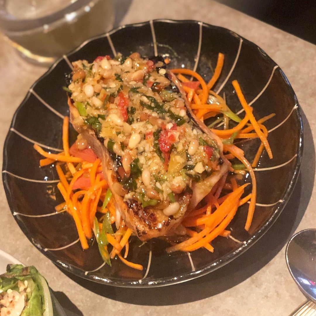 岡田育さんのインスタグラム写真 - (岡田育Instagram)「#outtoeat #外食日記  #lowermanhattan  . @lostacos1  @silverapricotnyc  @monsieurvonyc  . タコスは立ち食いが美味い、というのはある。概念としてはおむすびに近いが、体験としてはクレープに近いからな。残り二軒もよき #ジェネリック和食 であった。」7月25日 23時16分 - okadaic