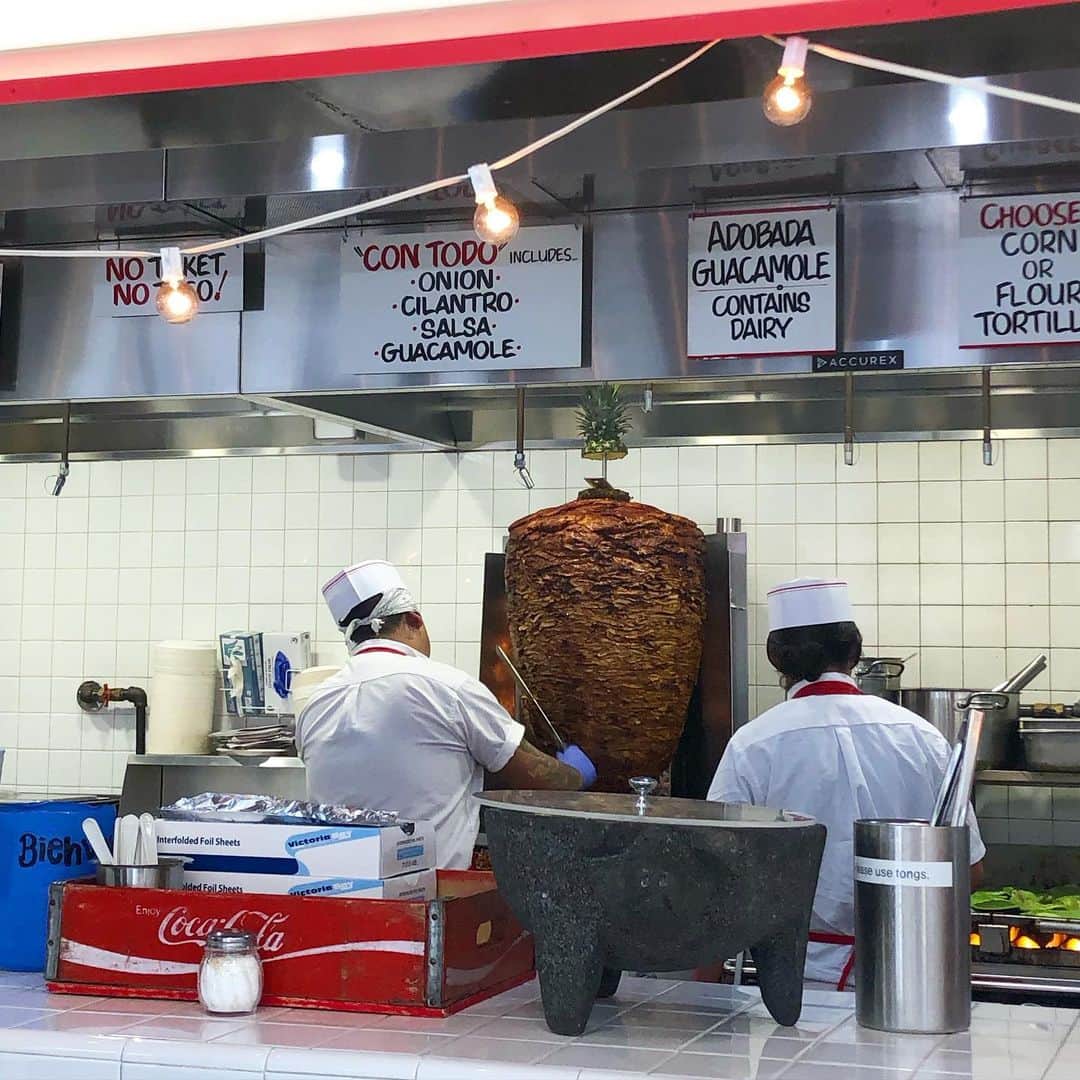 岡田育さんのインスタグラム写真 - (岡田育Instagram)「#outtoeat #外食日記  #lowermanhattan  . @lostacos1  @silverapricotnyc  @monsieurvonyc  . タコスは立ち食いが美味い、というのはある。概念としてはおむすびに近いが、体験としてはクレープに近いからな。残り二軒もよき #ジェネリック和食 であった。」7月25日 23時16分 - okadaic