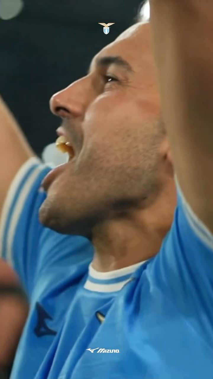SSラツィオのインスタグラム：「📣 Ancora insieme Pedrito! 💙 🦅」