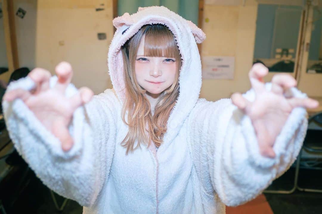 眠岸ぷりんのインスタグラム：「がおー！！！！！」