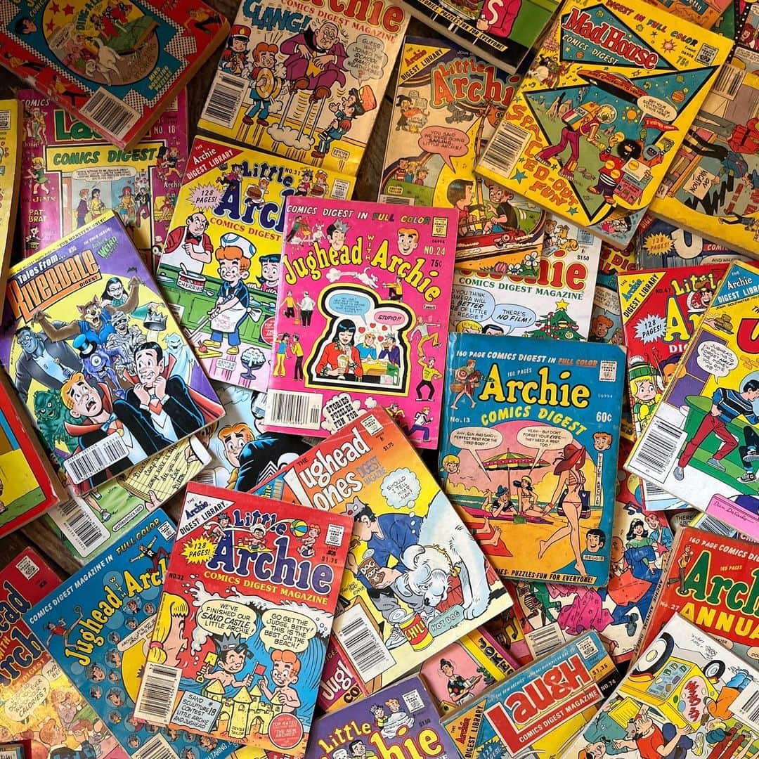 kiarrysのインスタグラム：「1980’s Little Archie Comics each ¥980 New in .」
