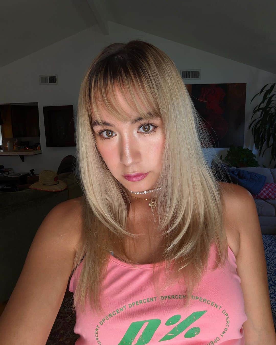 AMIさんのインスタグラム写真 - (AMIInstagram)「新しい自分にワクワクだね💇‍♀️🪽💕  #blondhair #haircolor #bangs #haircut」7月25日 16時12分 - ami__angel