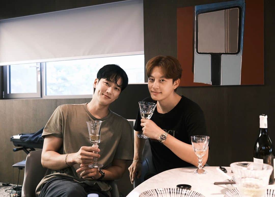 SE7ENのインスタグラム：「#김묻었다 @bohyunahn」