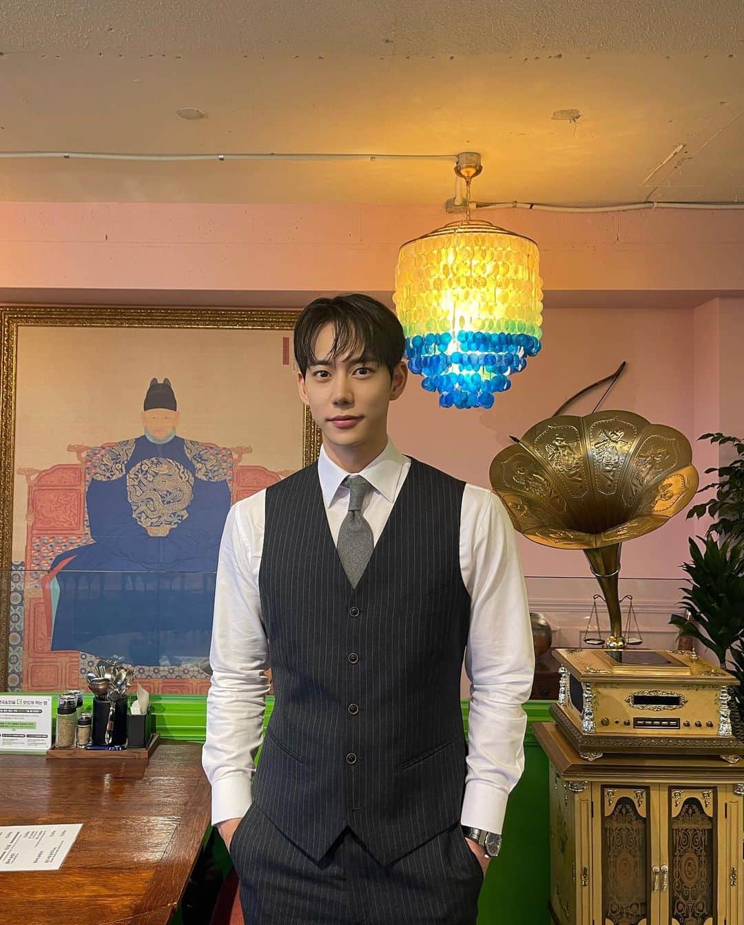 チン・ジュヒョンのインスタグラム：「자켓 있없있없 😎 #피트랩」