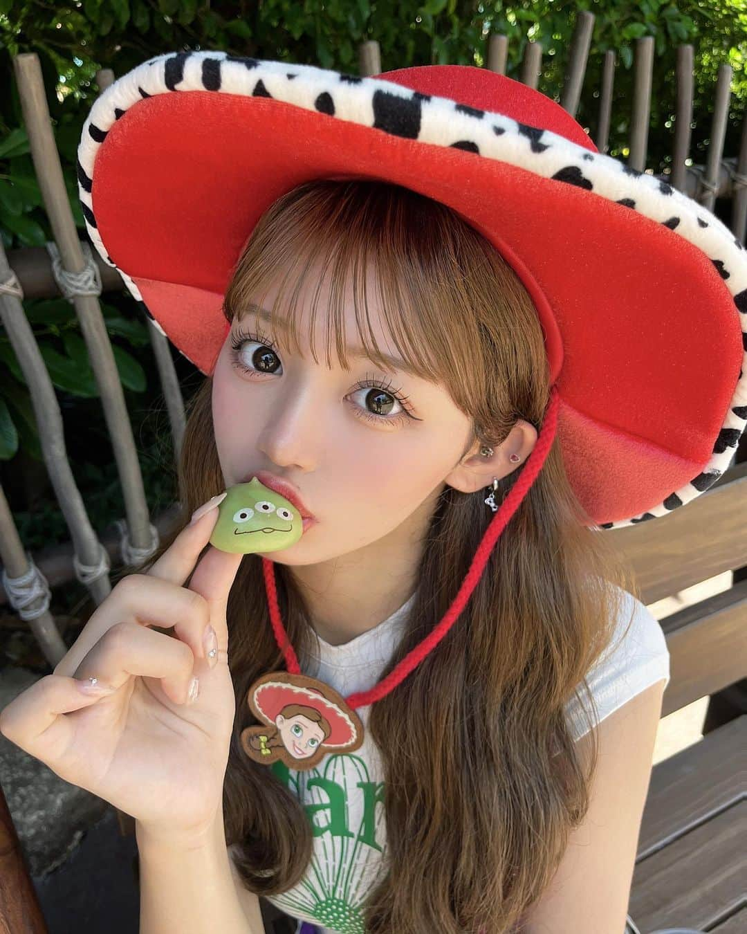 山本姫香さんのインスタグラム写真 - (山本姫香Instagram)「夏のディズニー暑すぎて溶けるかと思ったよ楽しかった👶🏻💕 #ディズニーシー #ジェシーコーデ」7月25日 17時14分 - _himeka0904_