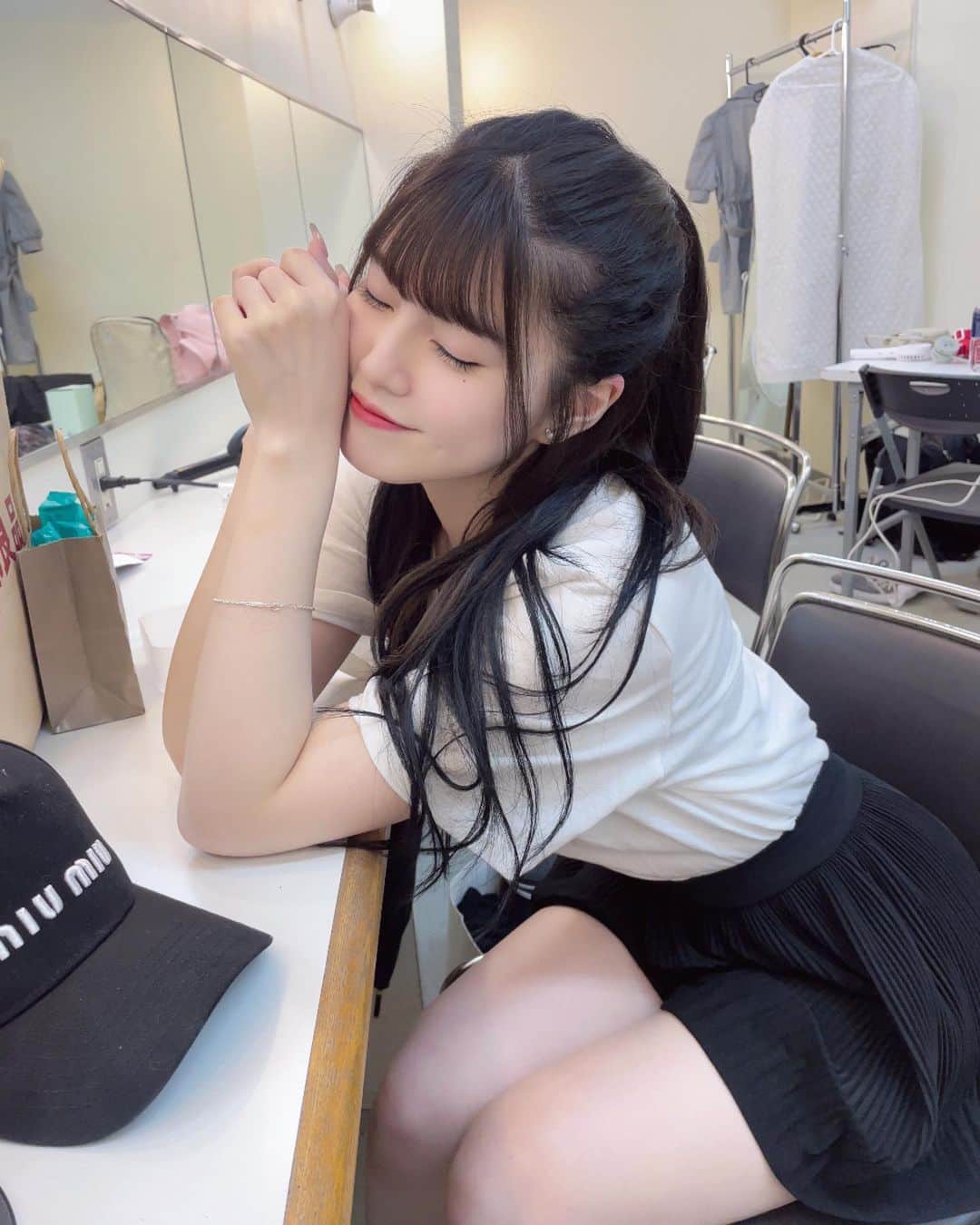 金丸紗希のインスタグラム：「沢山褒めてね」