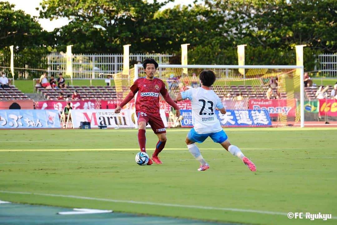 FC琉球さんのインスタグラム写真 - (FC琉球Instagram)「📷｜𝙋𝙃𝙊𝙏𝙊𝙂𝘼𝙇𝙇𝙀𝙍𝙔  7/22(土) J3 第19節 🆚Ｙ.Ｓ.Ｃ.Ｃ.横浜 📍タピスタ  #FC琉球  #FCRYUKYU  #沖縄  #okinawa  #琉球  #jleague #Jリーグ  #サッカー  #football  #soccer  #sfida  #ジンベーニョ  #沖縄とともに強くなる #ONEOKINAWA  #J30」7月25日 17時34分 - fcryukyu