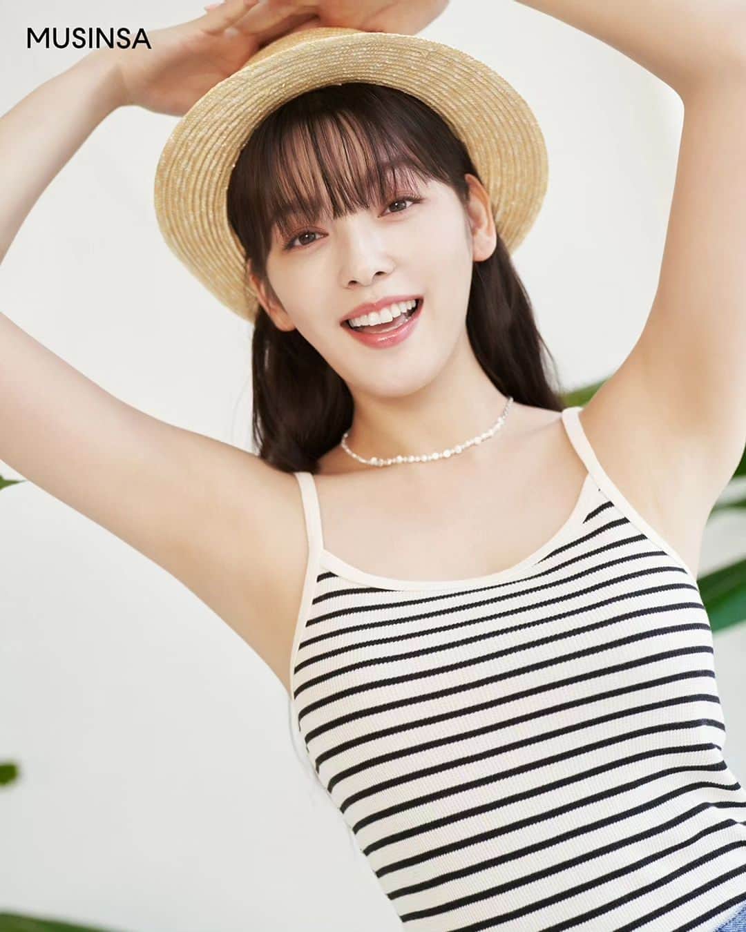 永井麻央のインスタグラム：「여름이다아아아ㅏㅏㅏ🍉👒💕 다들 여름은 어디안가요~? 저는 올해는 꼭! 수영장 갈거에요..🔥 (한국와서 3년째..아직 한번도 수영장 못갔어..) 皆さんは今年の夏どこか行く予定ありますか？🌊 . @musinsa.official」