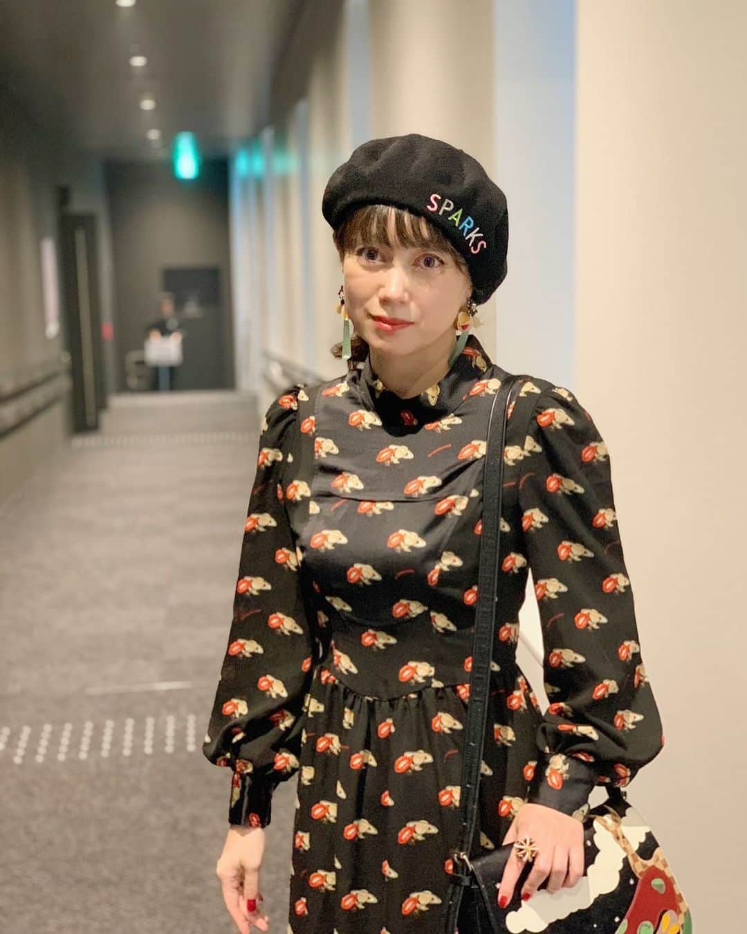 佐伯日菜子のインスタグラム：「楽しみでしょうがないよ。 とてもいい席だよー 渋公と言っちゃう世代 #sparks  @sparks_official」
