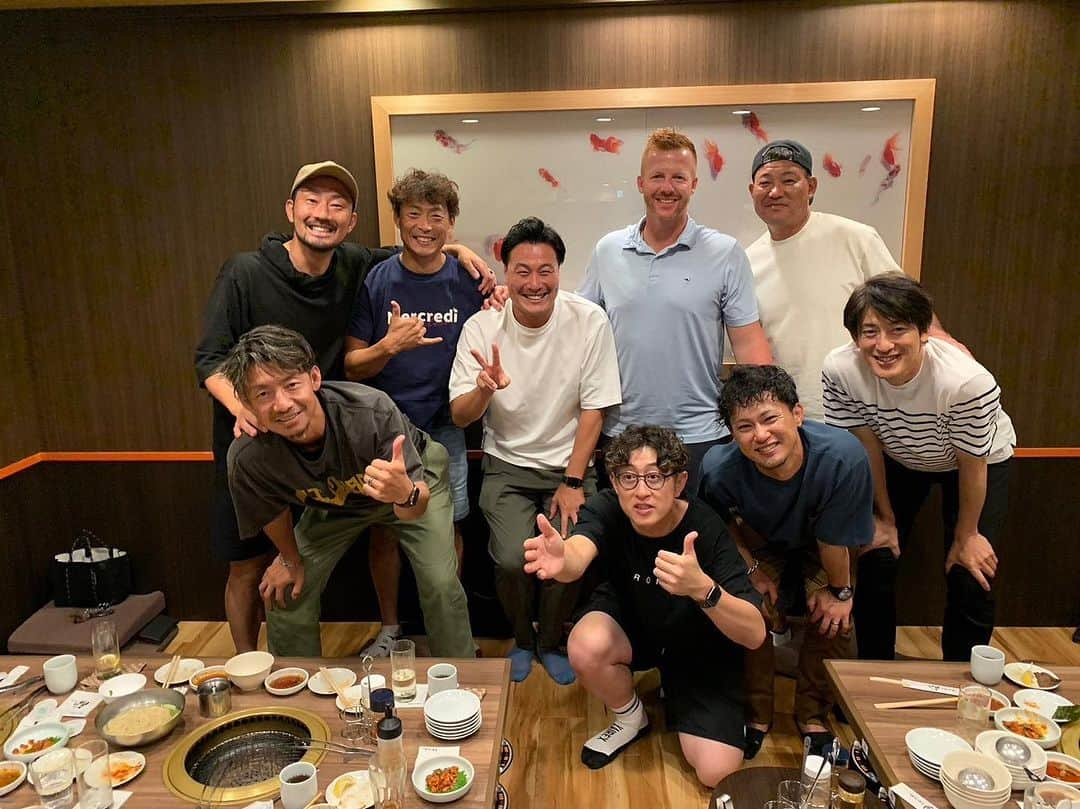 狩野恵輔のインスタグラム：「先日マートンと愉快な仲間達でご飯を食べました‼️  マートンのお陰でなかなか集まらないメンバーが集まったし感謝です👍  #阪神タイガース #桧山進次郎 #福留孝介 #能見篤史 #鳥谷敬 #筒井和也 #上本博紀 #今成亮太 #狩野恵輔」