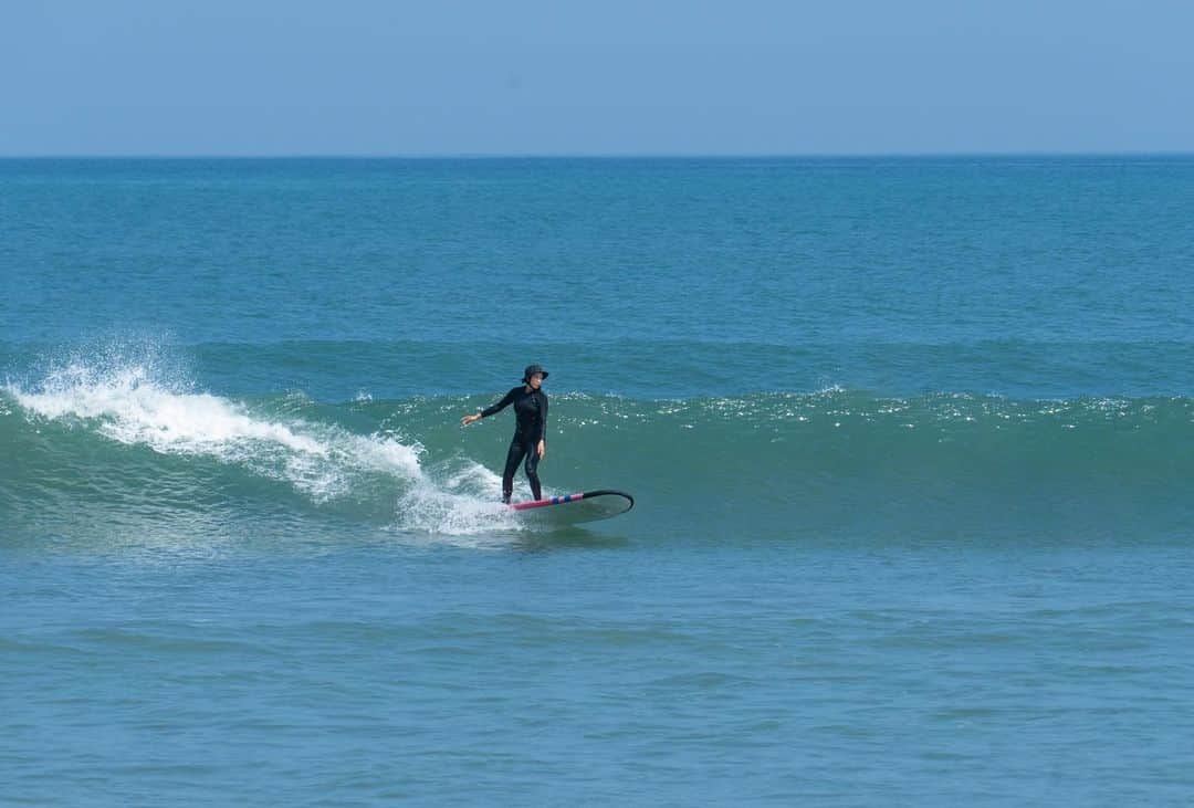 キム・オクビンさんのインスタグラム写真 - (キム・オクビンInstagram)「한 화면에 잡힌 이현승감독님🏄‍♂️, 제 파도예요. .주세요! ㅋㅋㅋㅋ」7月25日 19時15分 - kimokvin