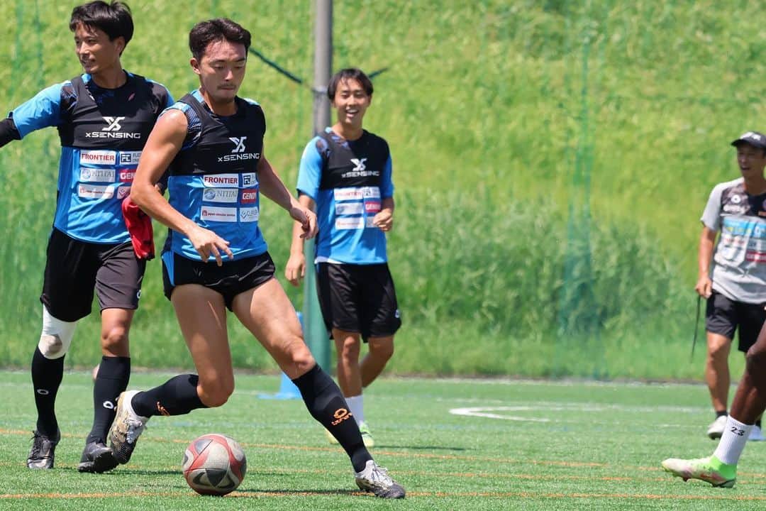 横浜スポーツ&カルチャークラブさんのインスタグラム写真 - (横浜スポーツ&カルチャークラブInstagram)「.  🔵training🟠  7/25  training photo📸  #カルロスアローヨ #西山峻太 #土館賢人 #オニエオゴチュクウプロミス #ピーダーセン世穏  NEXT👉 明治安田生命J3リーグ第20節 📅7/30(日)17:00ko 🆚#FC岐阜 🏟#ニッパツ三ツ沢球技場  #yscc #Ｊリーグ #jleague #j3 #横浜 #本牧 #soccer #サッカー #bonera」7月25日 20時00分 - yscc_official