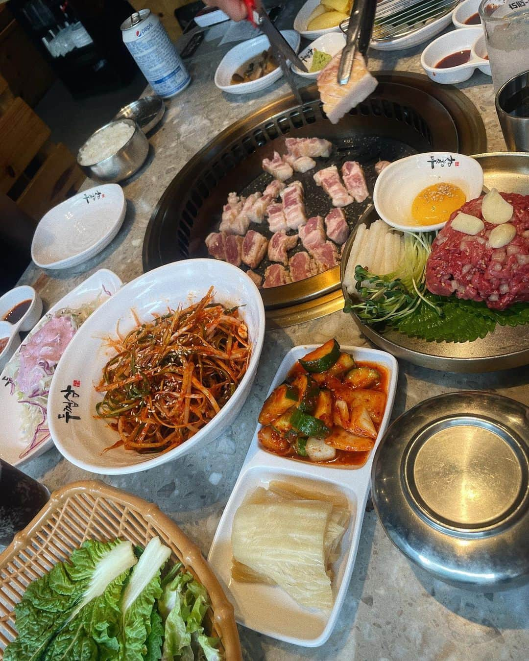 KARENさんのインスタグラム写真 - (KARENInstagram)「韓国旅⑵  ひたすら買い物ひたすら食事  #韓国 #karen___tabi」7月25日 19時38分 - karen_nrsm