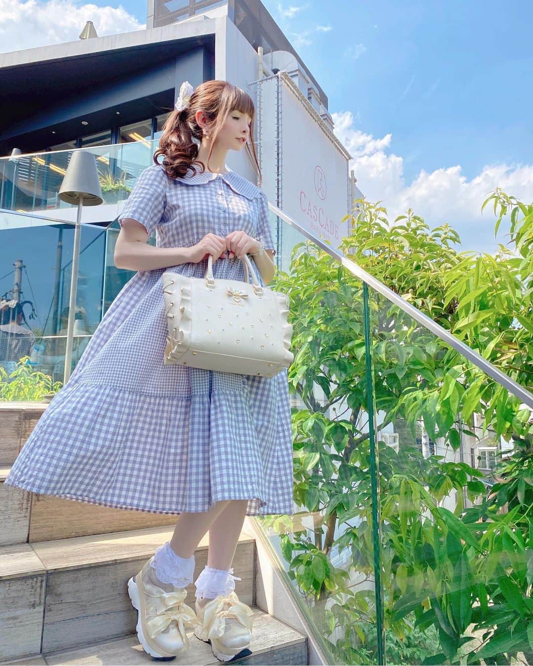 伊藤芽衣のインスタグラム：「いつの日かの 原宿ランチ♡ ⁡ Harajuku DACCI pasta laboさん♡ @harajuku_dacci  ⁡ めいは、 3食パスタでもいいくらいの パスタ好きなのですが♡ ⁡ ここのパスタは ほんとーにおいしかったです！ また食べたい♡♡♡ ⁡ この日は めずらしく、 ⁡ 無造作ローポニーでした♡ ⁡ お洋服は、 ⁡ merry jennyさん♡ @merryjenny_instagram  ⁡ #原宿ランチ #パスタランチ #原宿dacci #メリージェニー　 #メリジェニ #merryjenny」