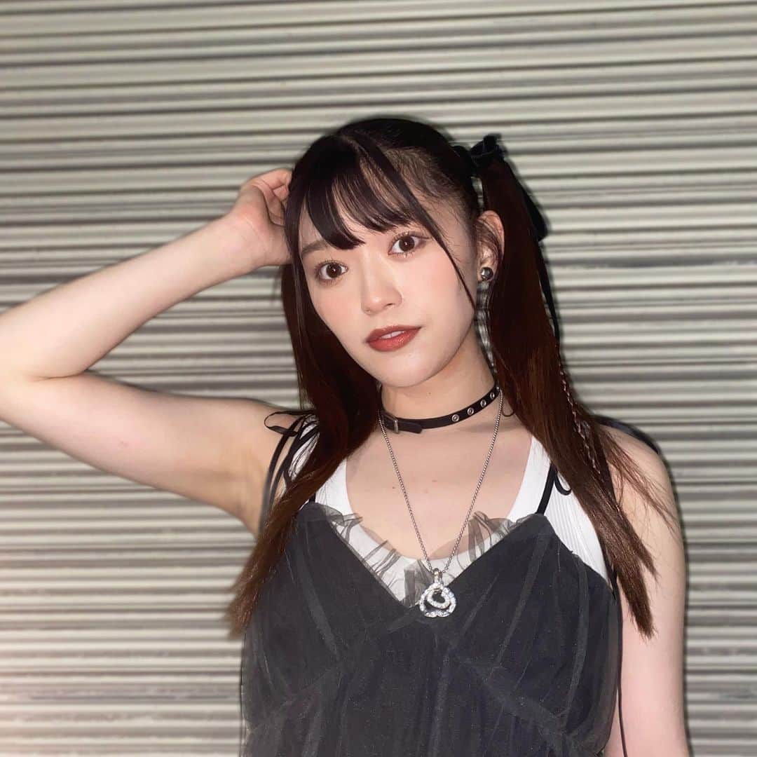 のインスタグラム：「🐈‍⬛❤️‍🩹」