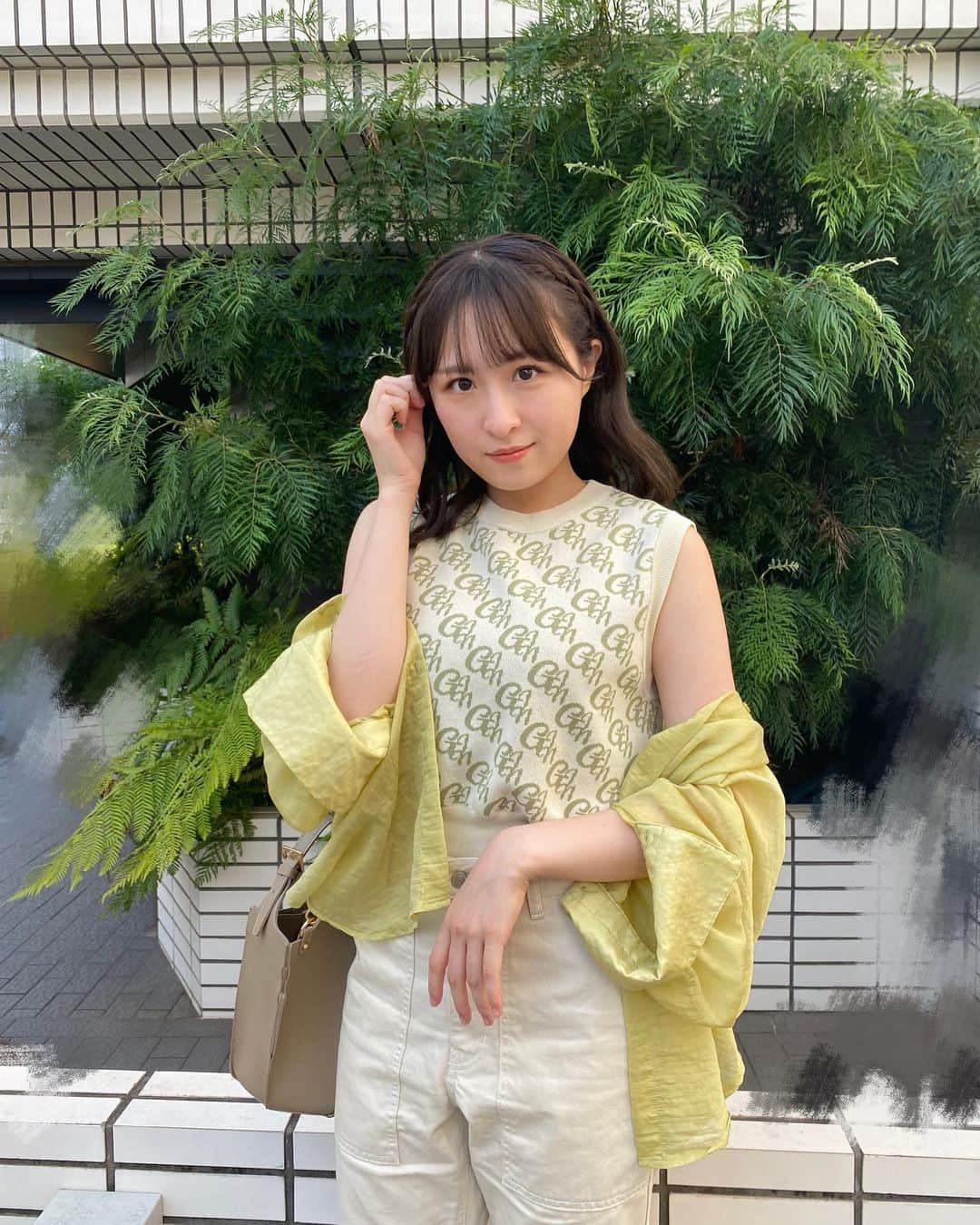 川本紗矢のインスタグラム：「☀️🍉」